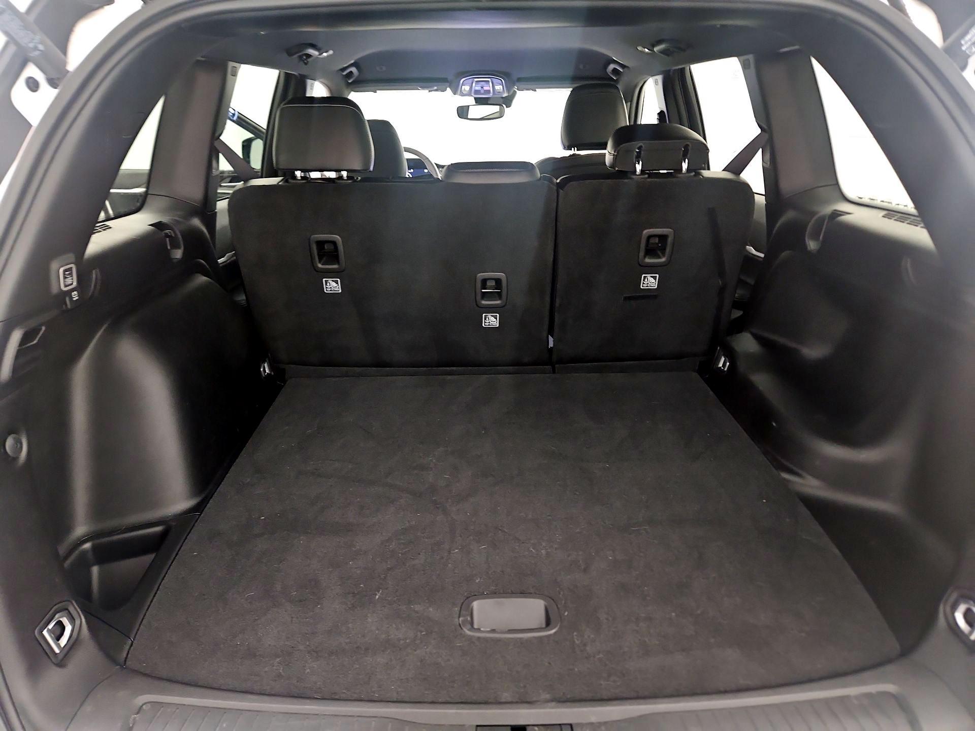 Thumbnail: 2024 Jeep Grand Cherokee - 19