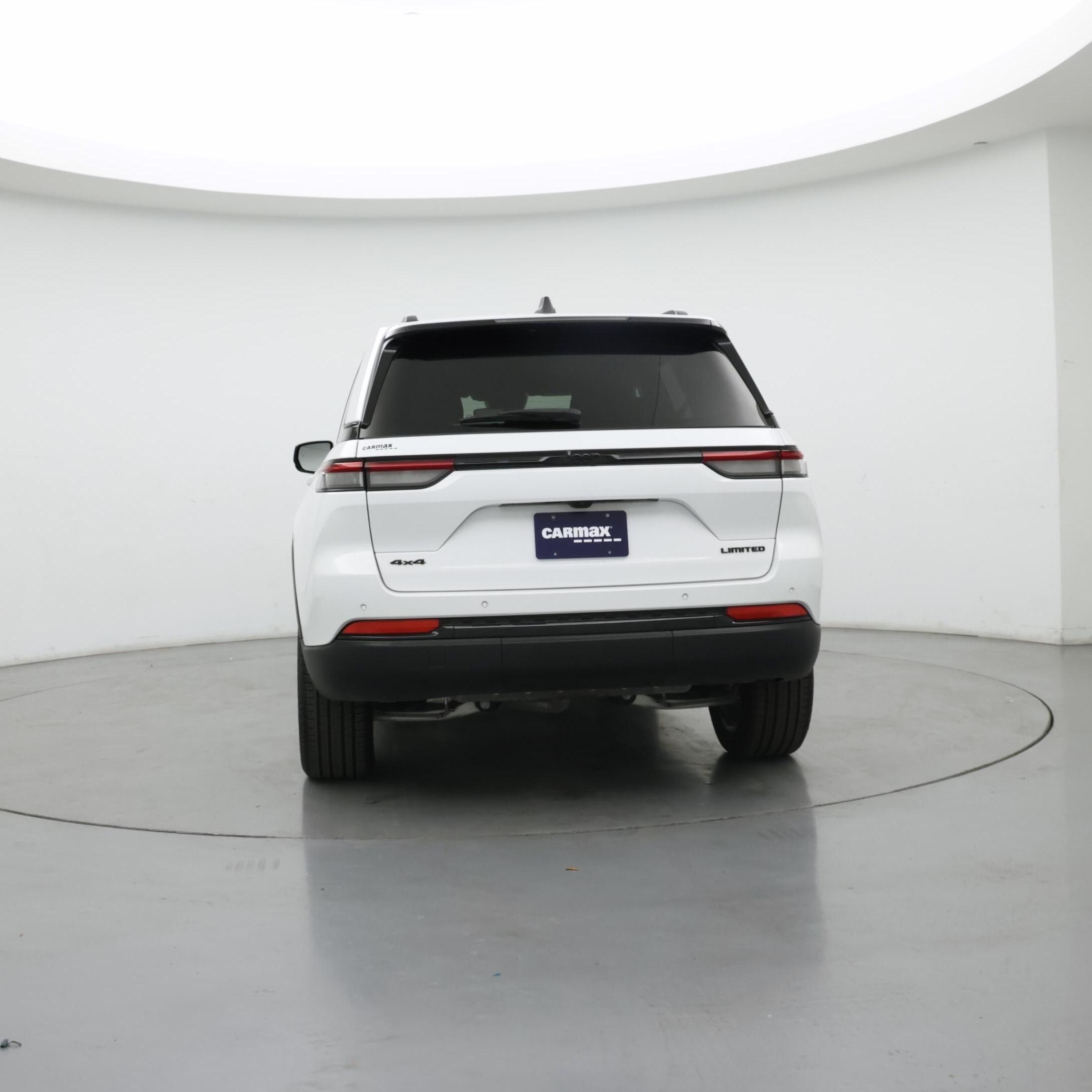 Thumbnail: 2024 Jeep Grand Cherokee - 6