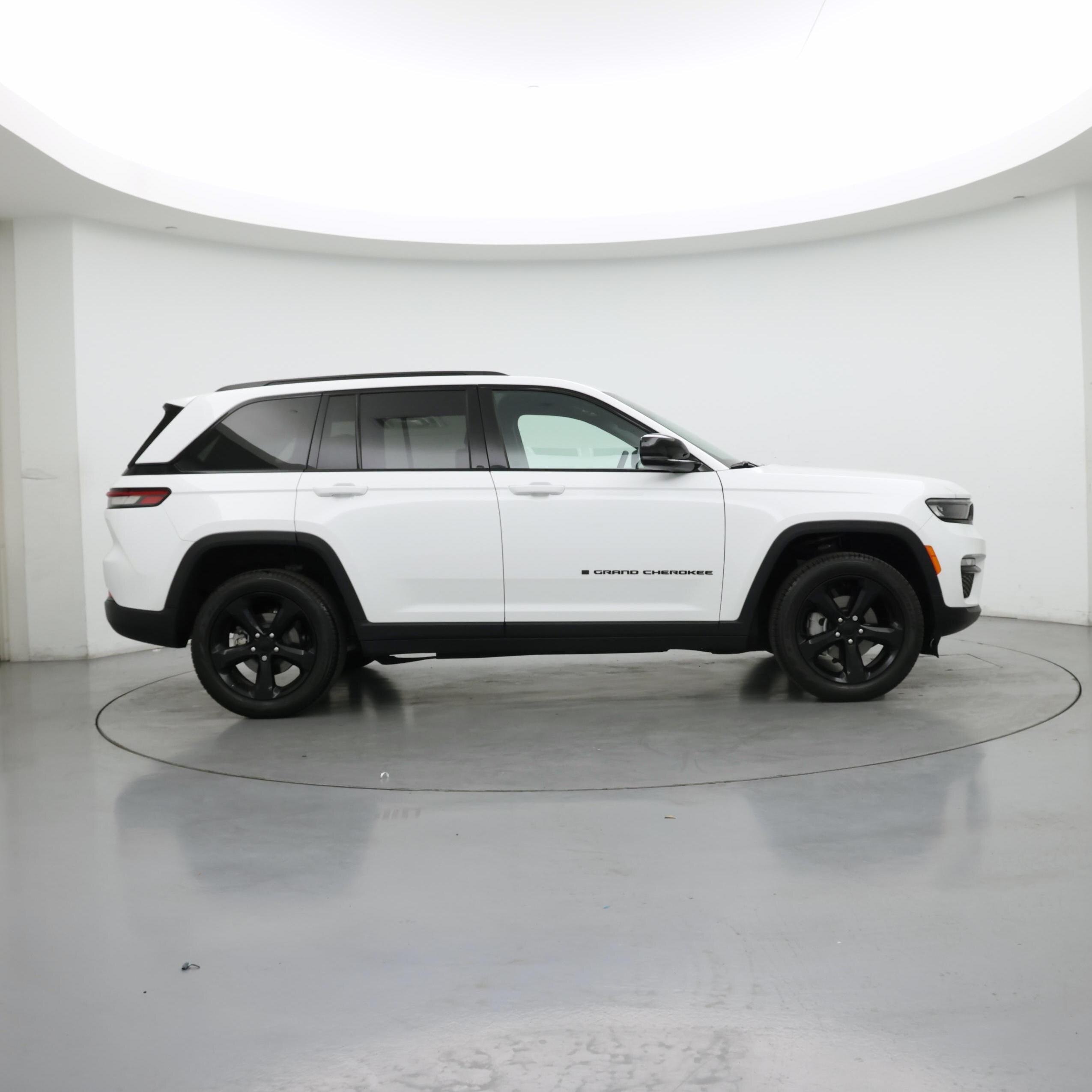 Thumbnail: 2024 Jeep Grand Cherokee - 7