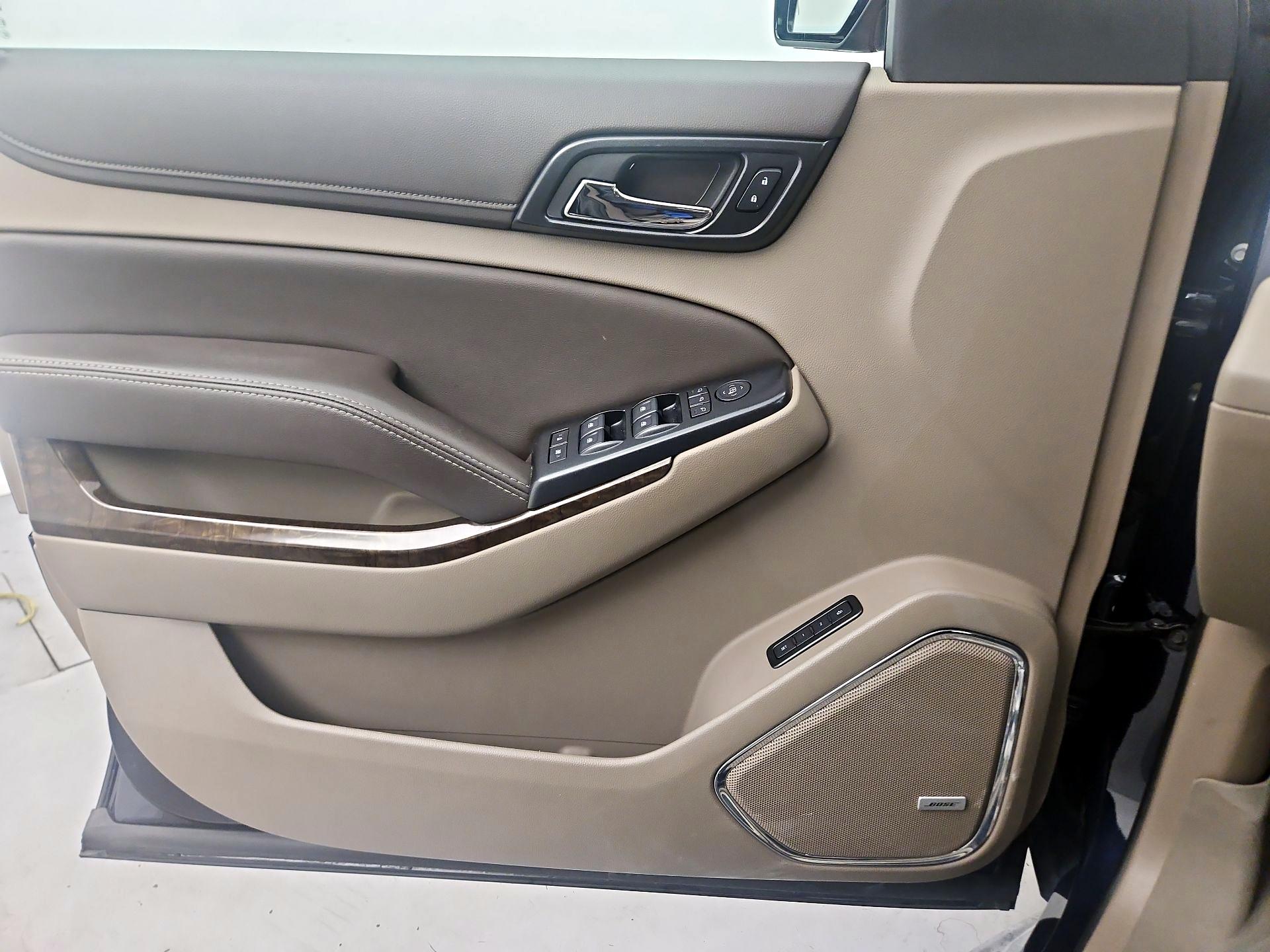 Thumbnail: 2020 Chevrolet Tahoe - 12