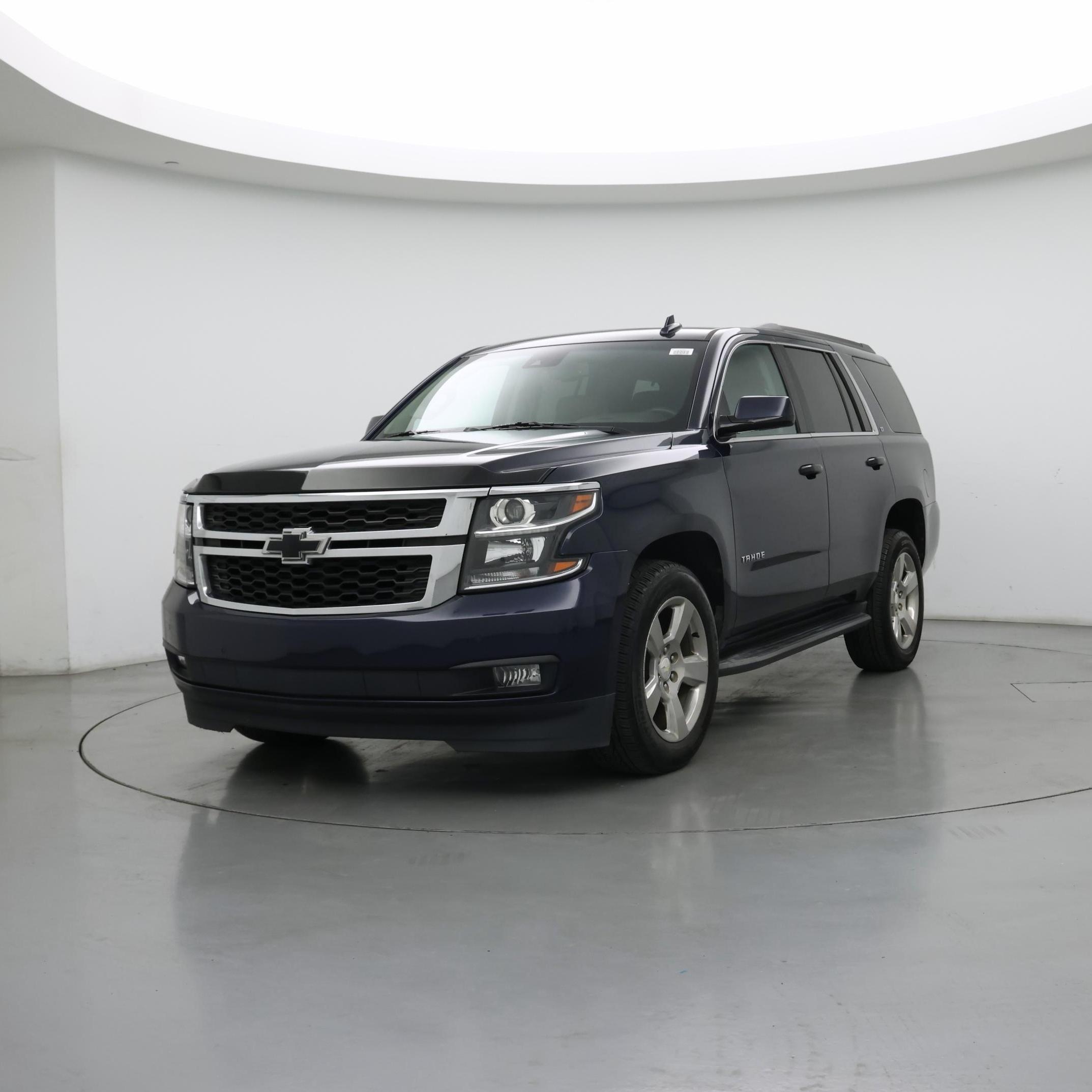 Thumbnail: 2020 Chevrolet Tahoe - 4