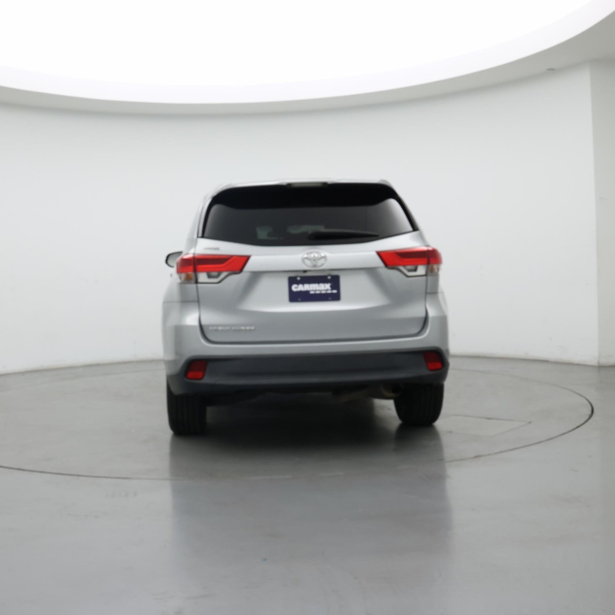 Thumbnail: 2017 Toyota Highlander - 6