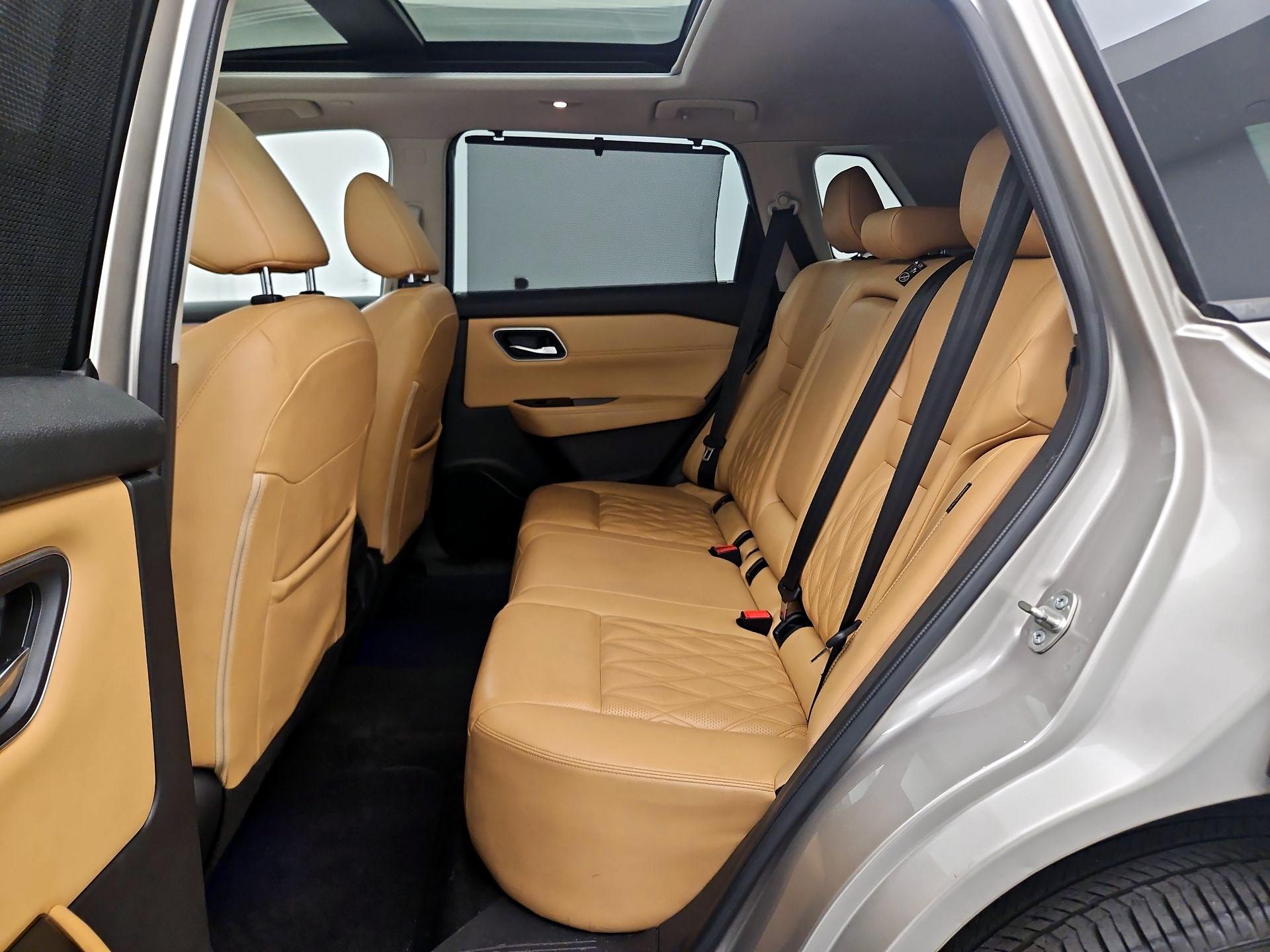 Thumbnail: 2023 Nissan Rogue - 20