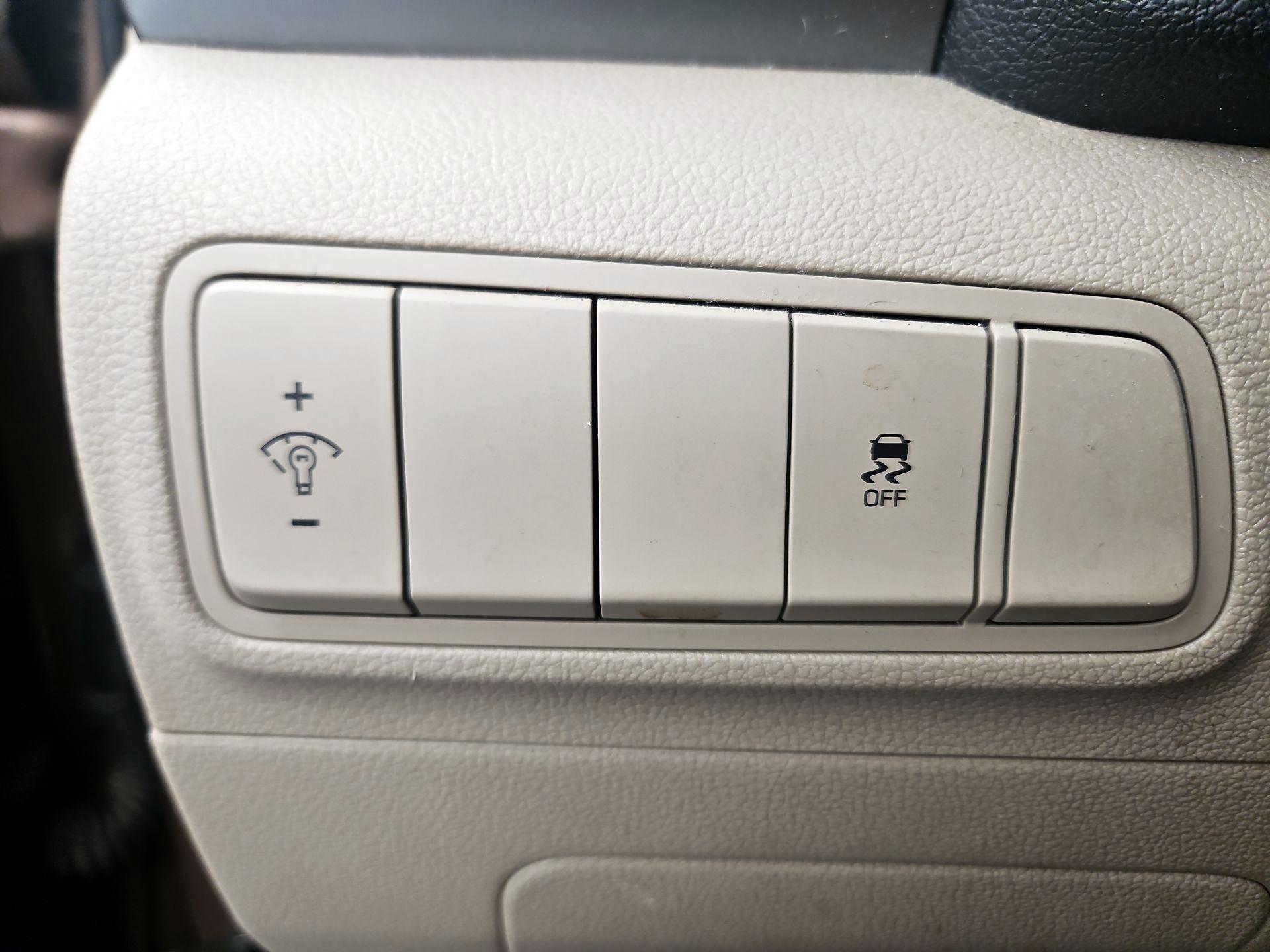 Thumbnail: 2017 Hyundai Tucson - 11