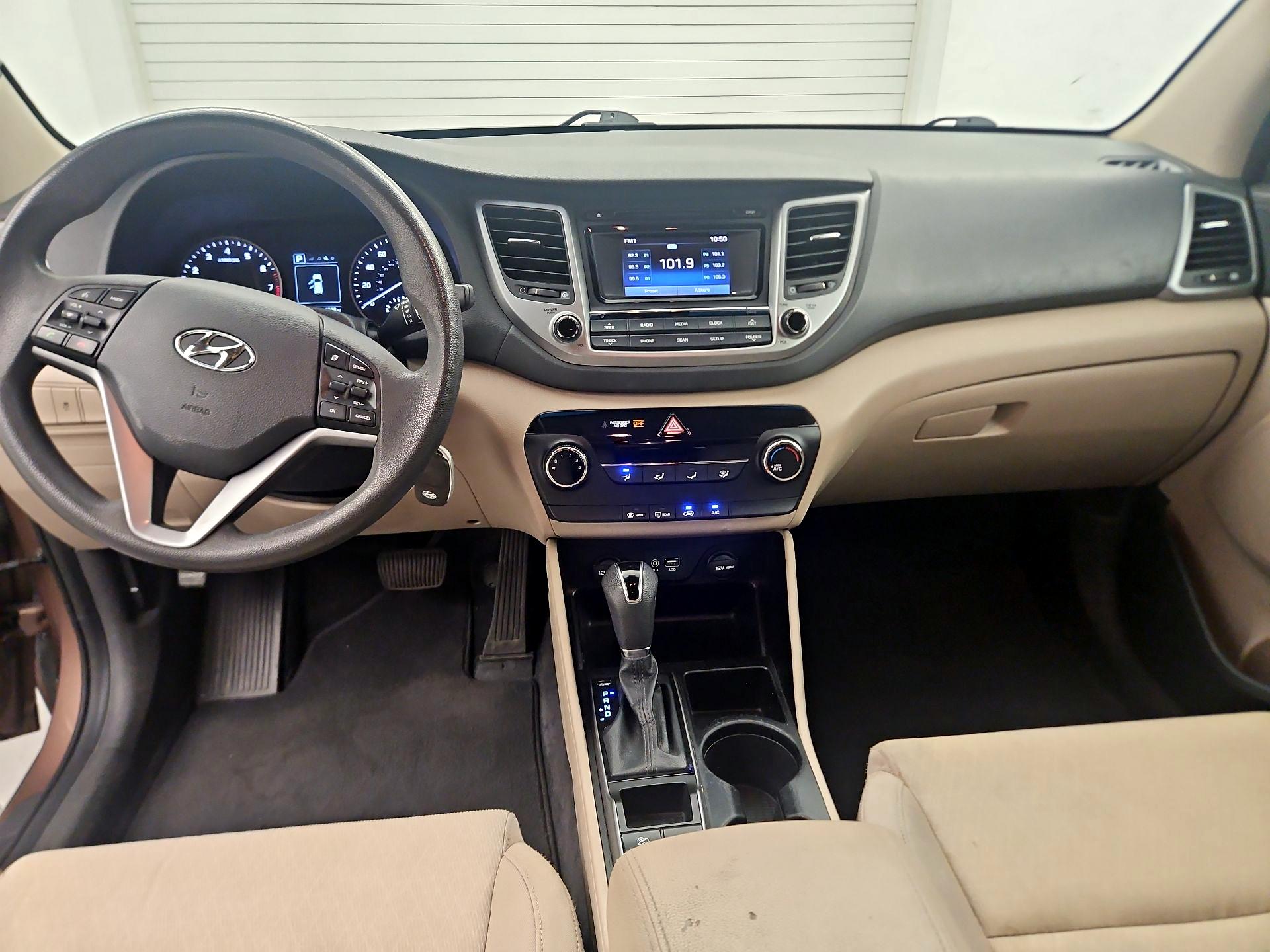 Thumbnail: 2017 Hyundai Tucson - 8