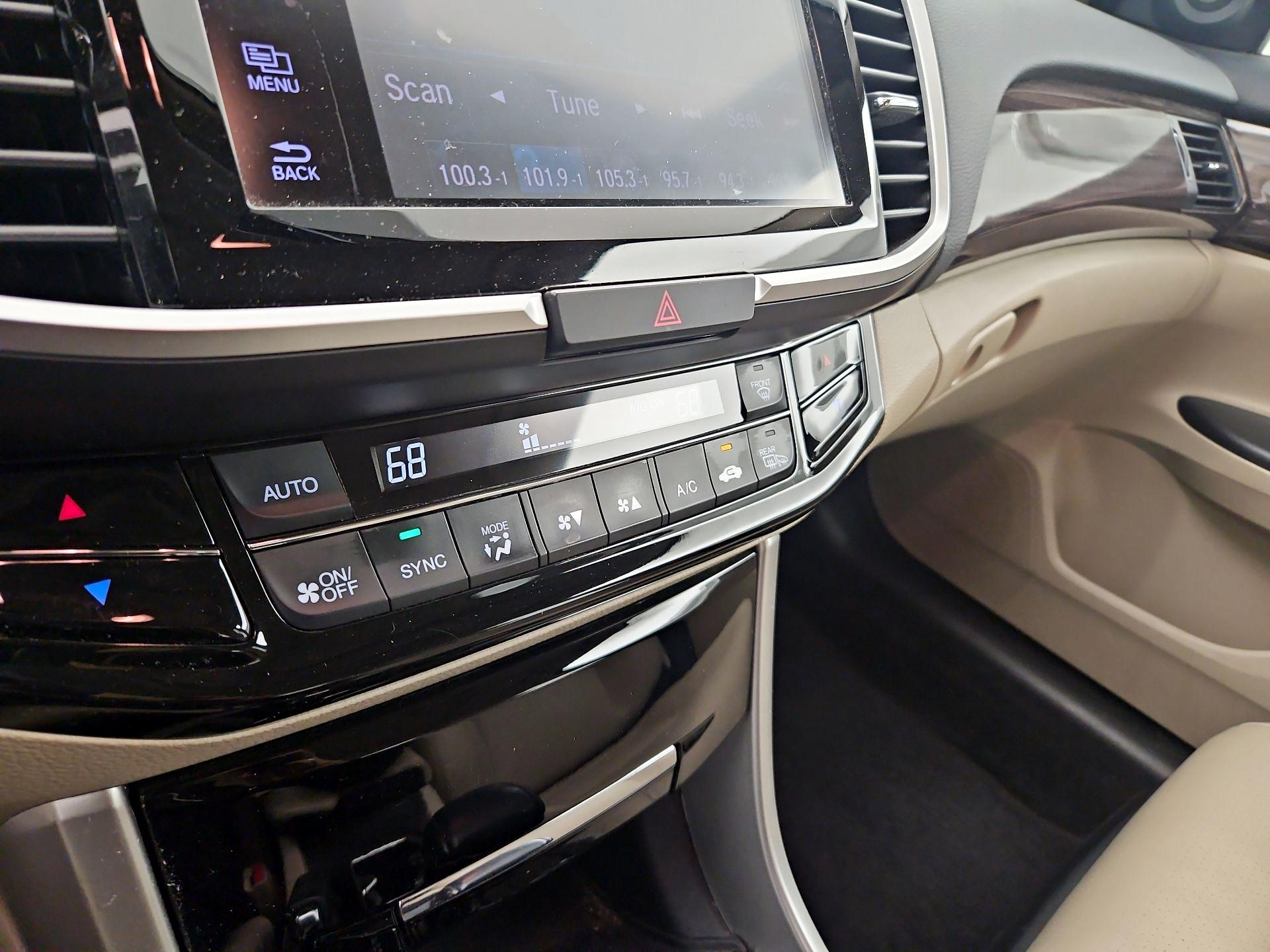 Thumbnail: 2017 Honda Accord - 14