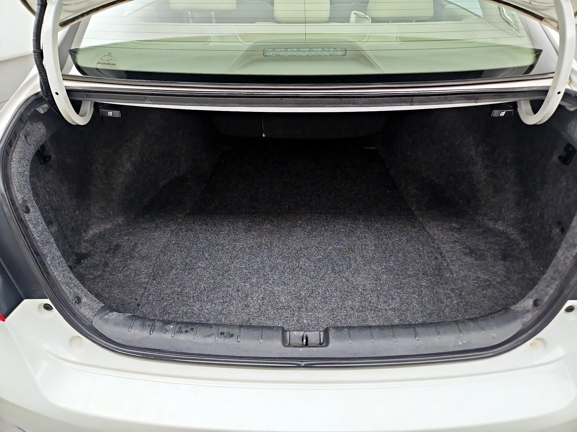 Thumbnail: 2017 Honda Accord - 17