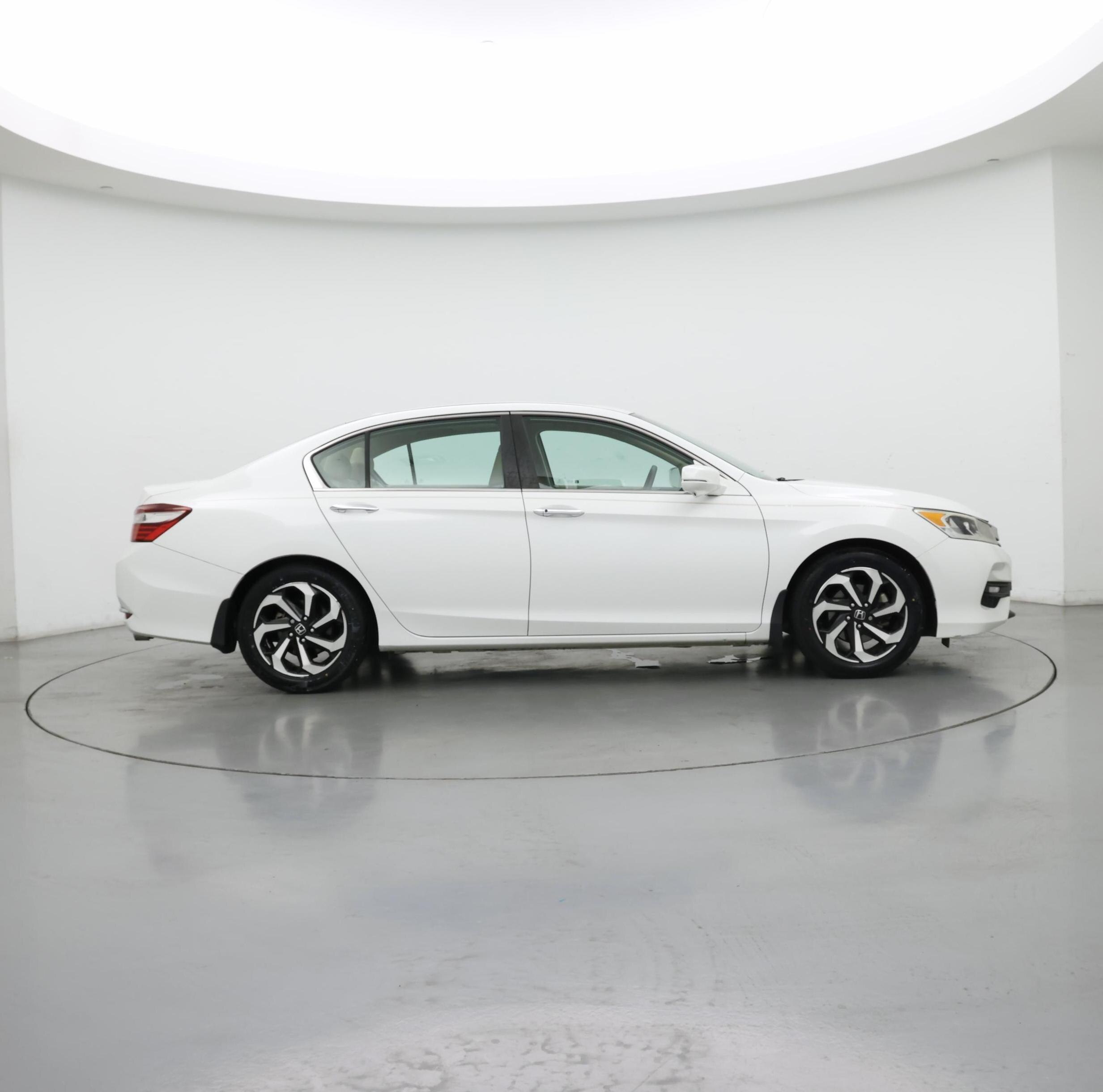 Thumbnail: 2017 Honda Accord - 7