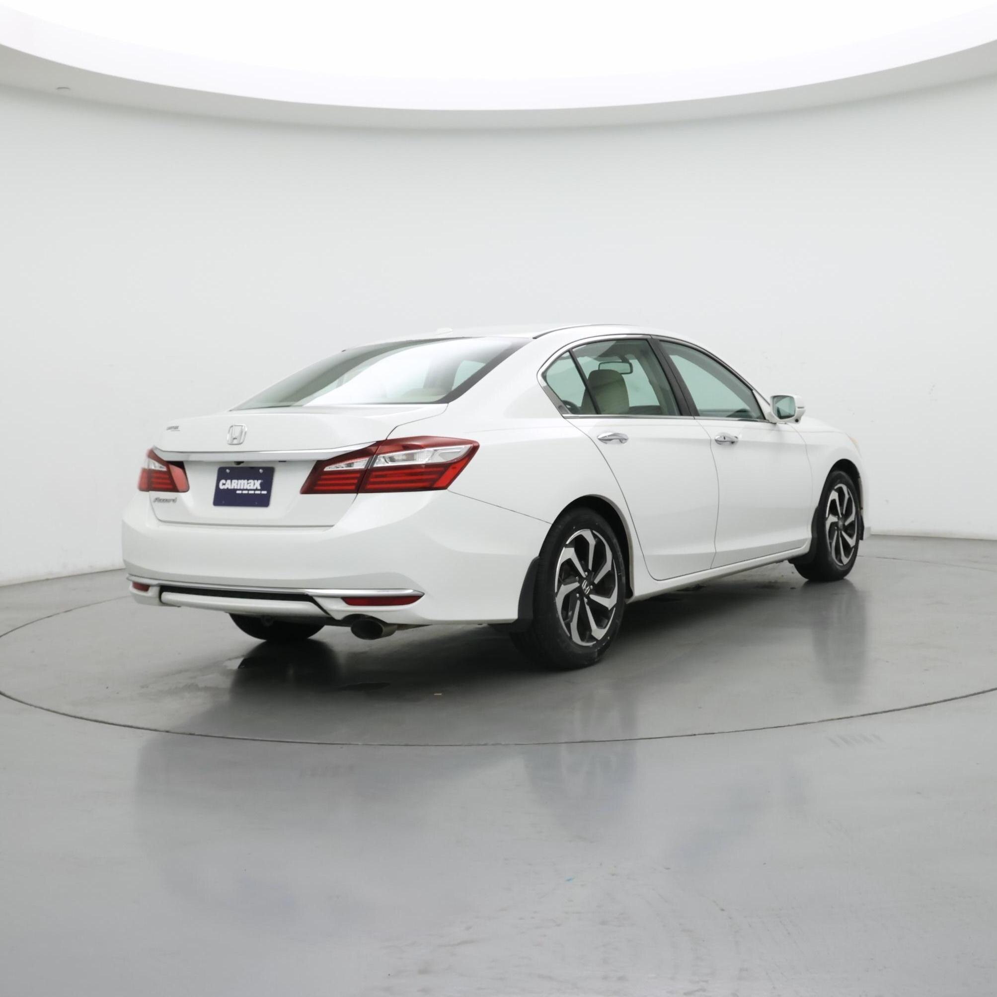 Thumbnail: 2017 Honda Accord - 8