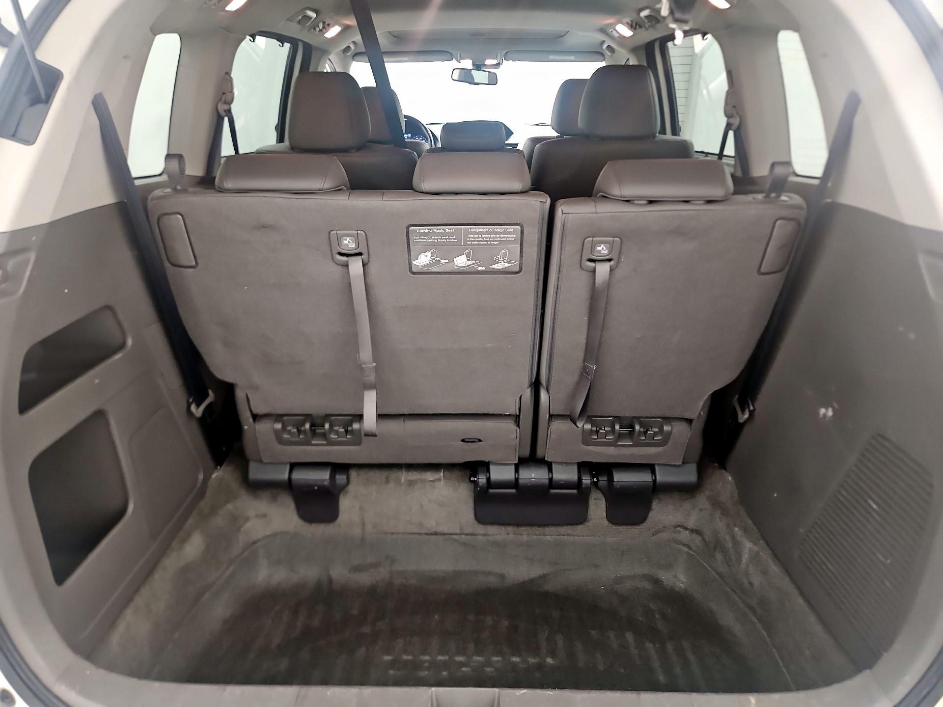 Thumbnail: 2016 Honda Odyssey - 17