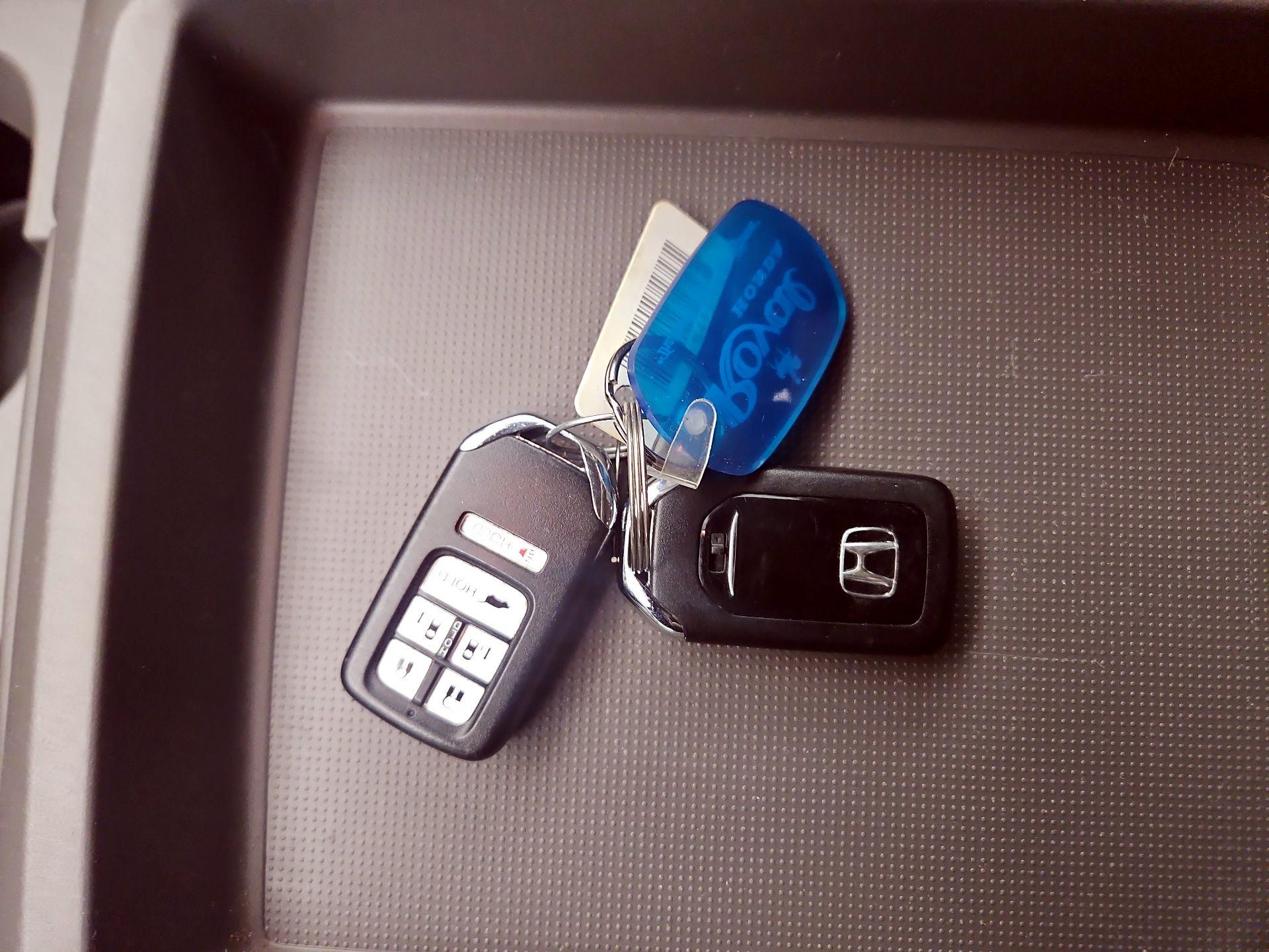 Thumbnail: 2016 Honda Odyssey - 19