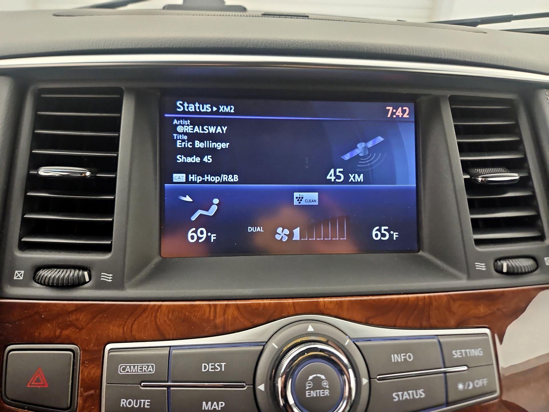 Thumbnail: 2017 INFINITI QX80 - 15