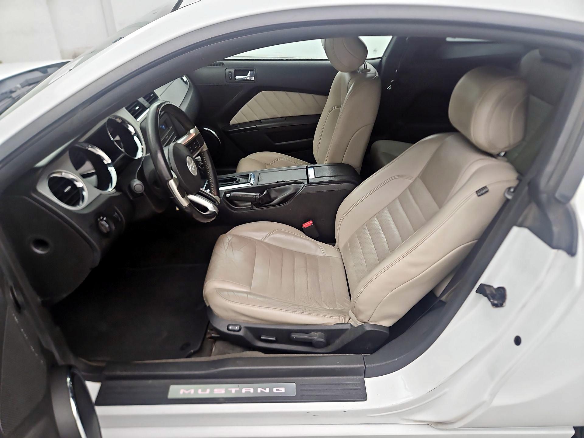 Thumbnail: 2014 Ford Mustang - 11