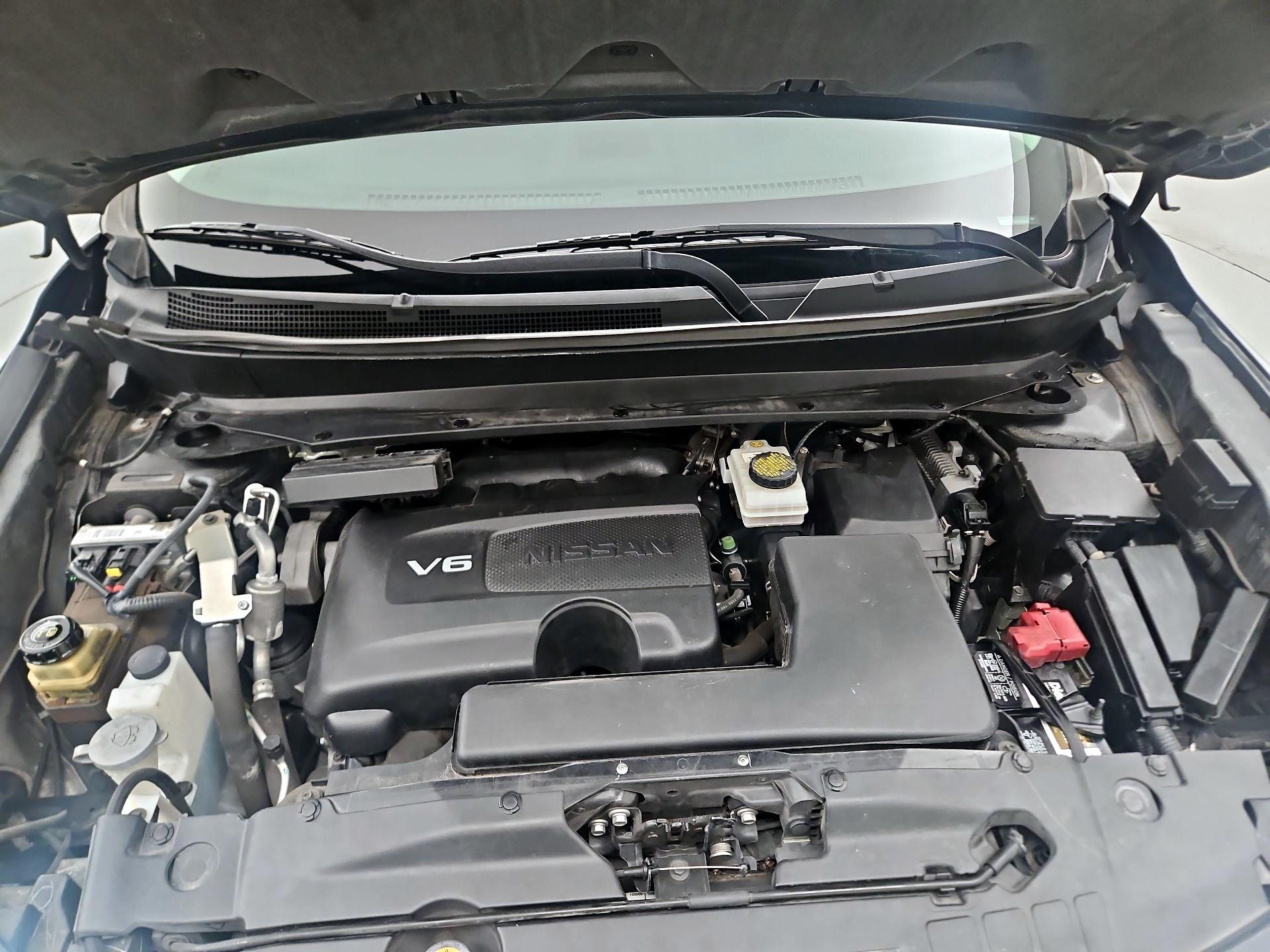 Thumbnail: 2017 Nissan Pathfinder - 18