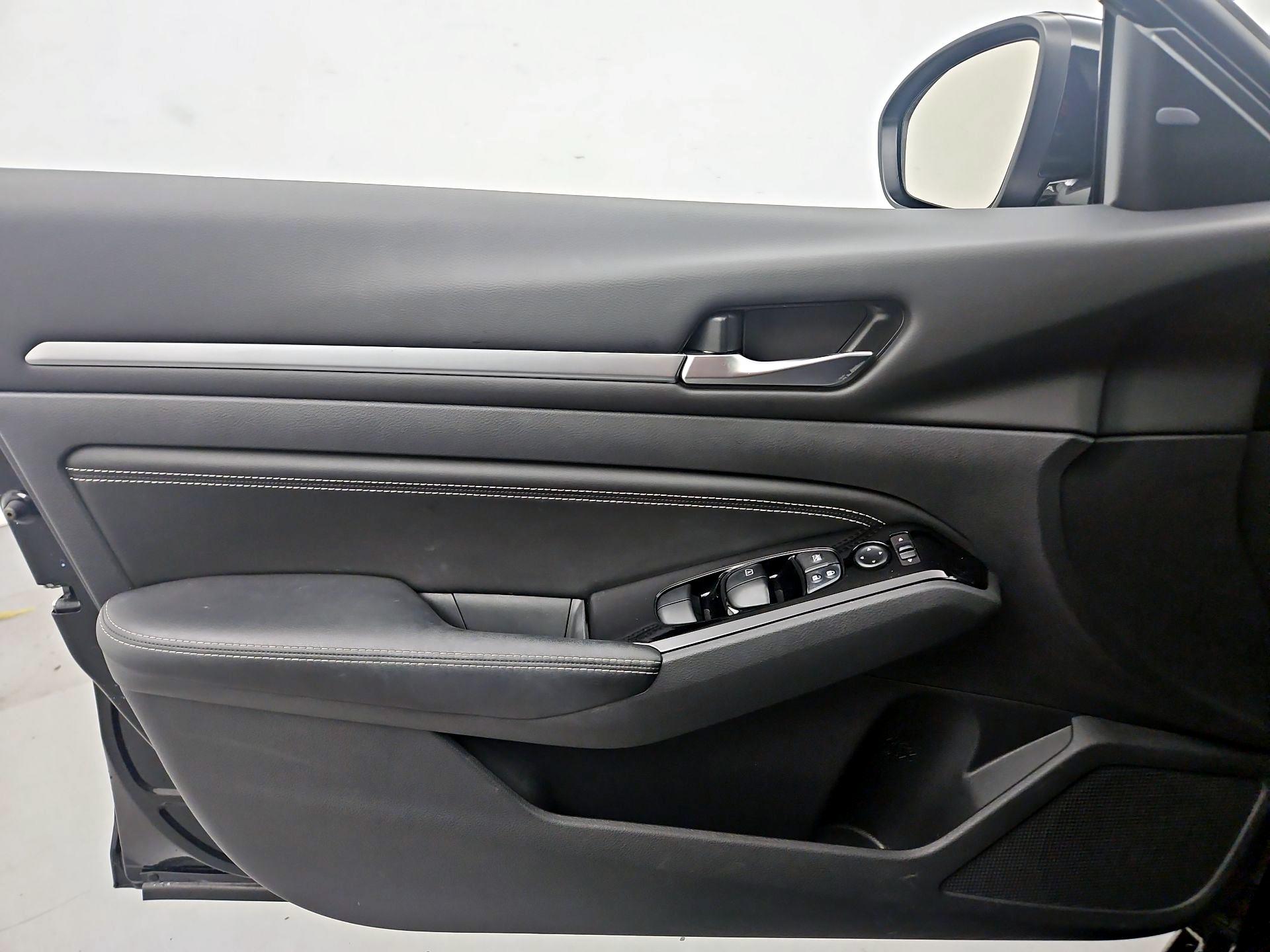 Thumbnail: 2023 Nissan Altima - 12