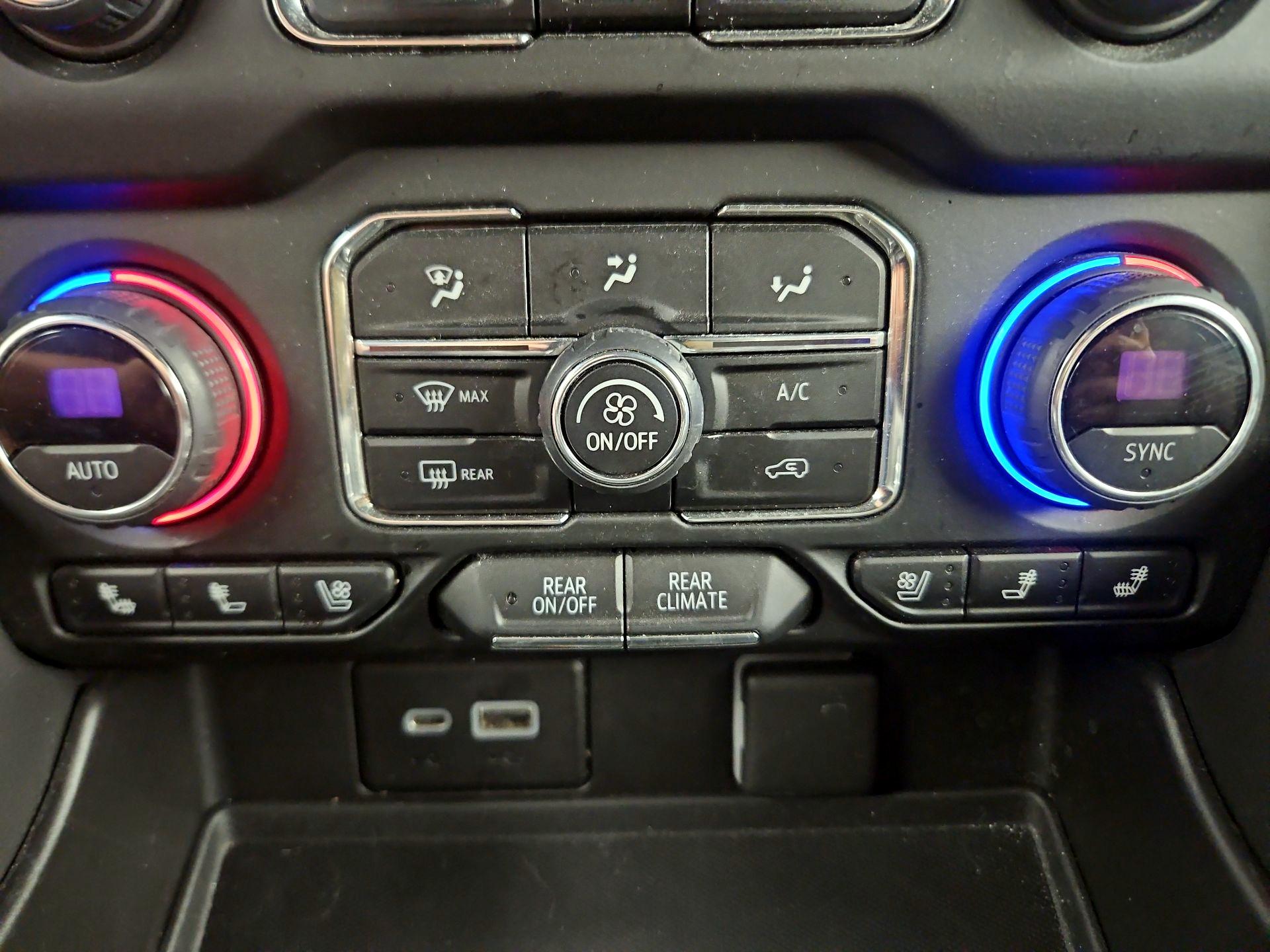 Thumbnail: 2022 Chevrolet Tahoe - 16