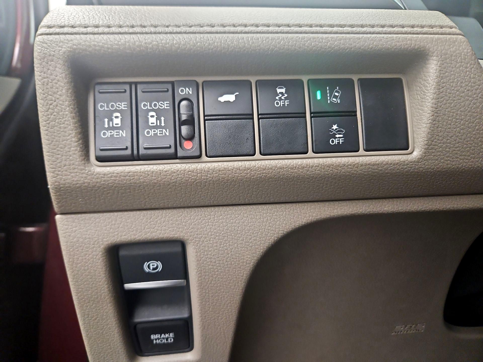 Thumbnail: 2020 Honda Odyssey - 13