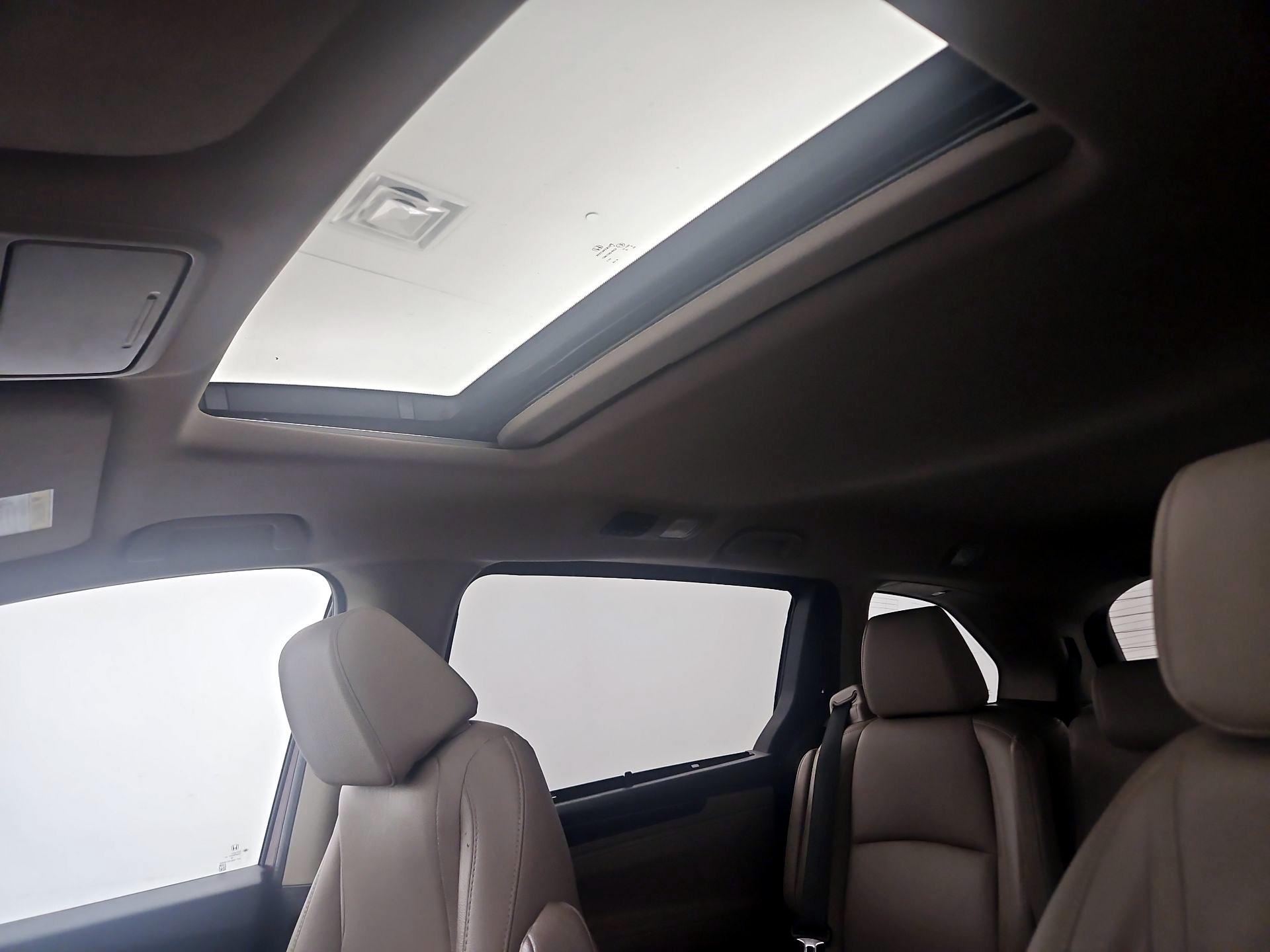 Thumbnail: 2020 Honda Odyssey - 18