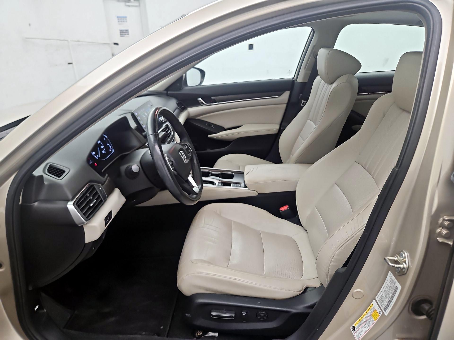 Thumbnail: 2018 Honda Accord - 11