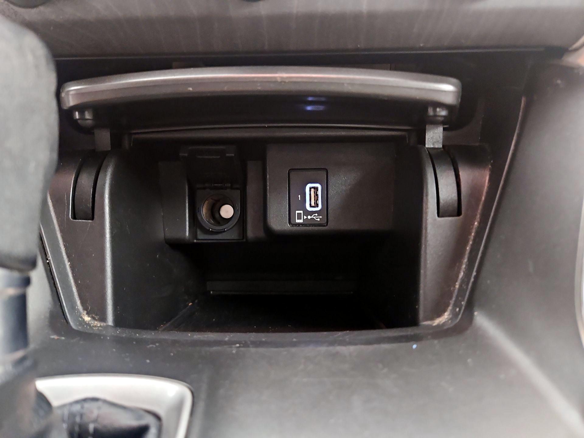 Thumbnail: 2018 Honda Accord - 18