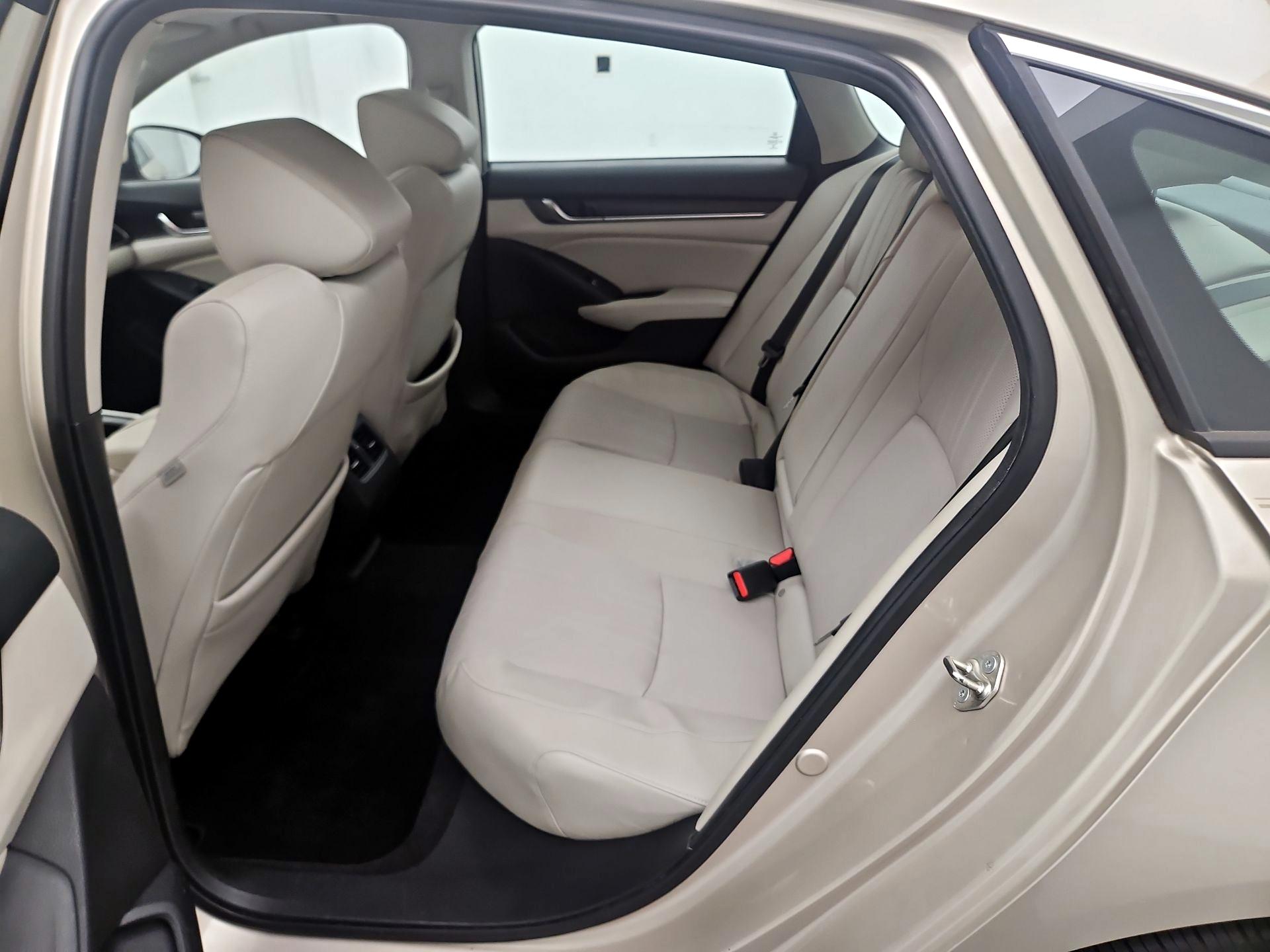 Thumbnail: 2018 Honda Accord - 20