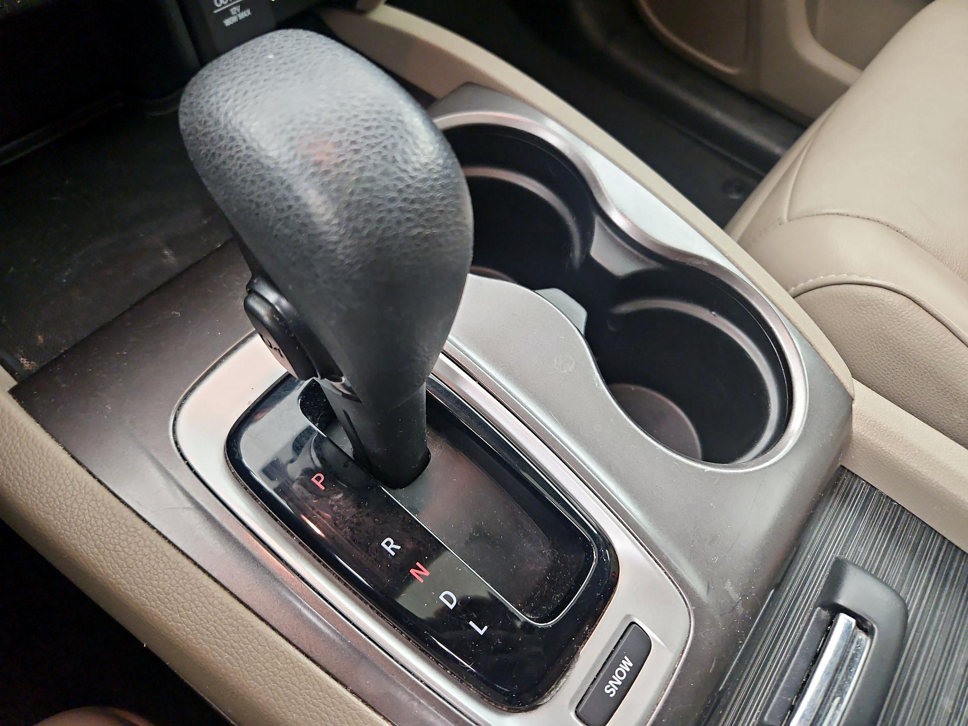 Thumbnail: 2017 Honda Pilot - 17