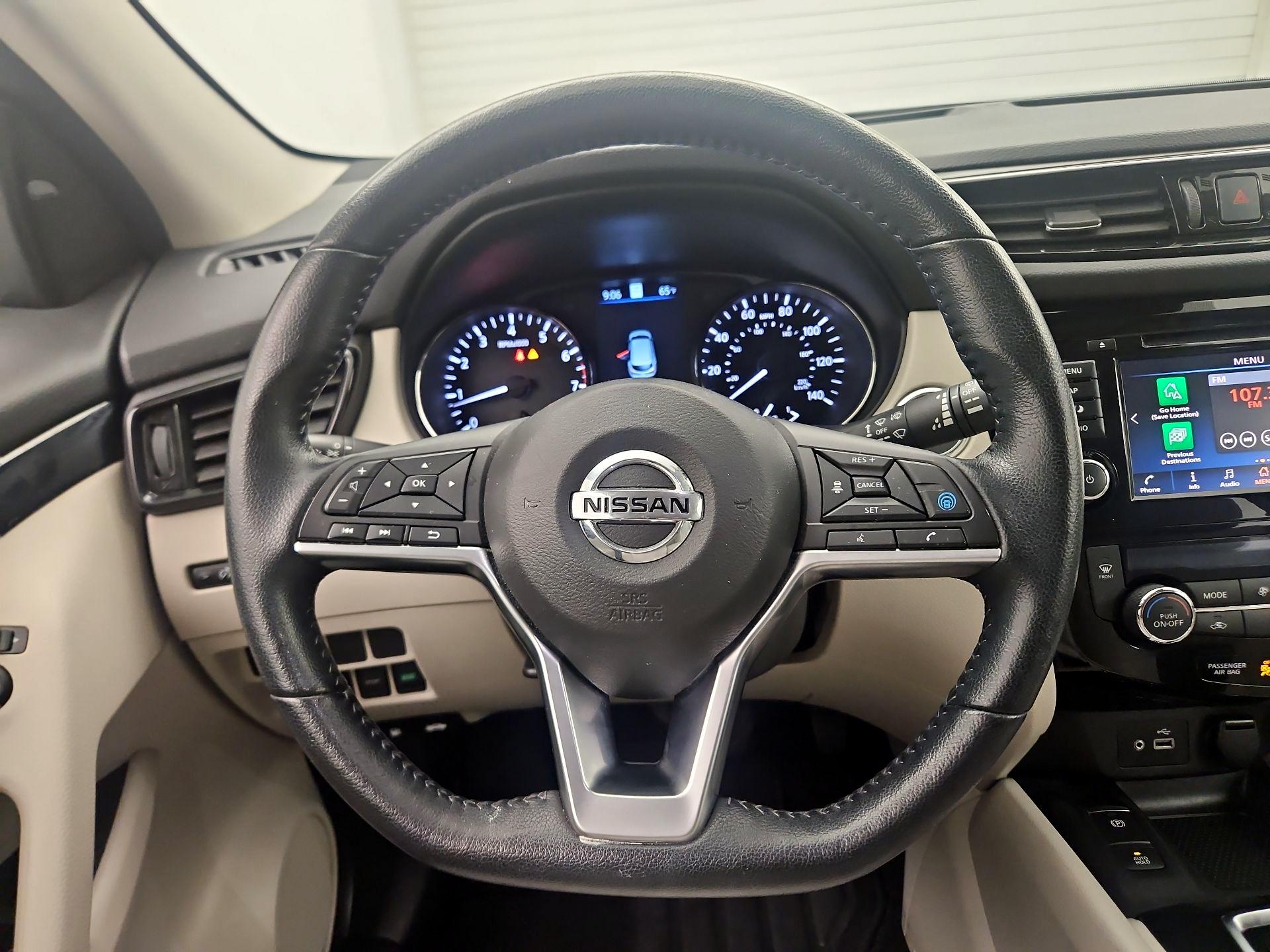 Thumbnail: 2022 Nissan Rogue Sport - 10