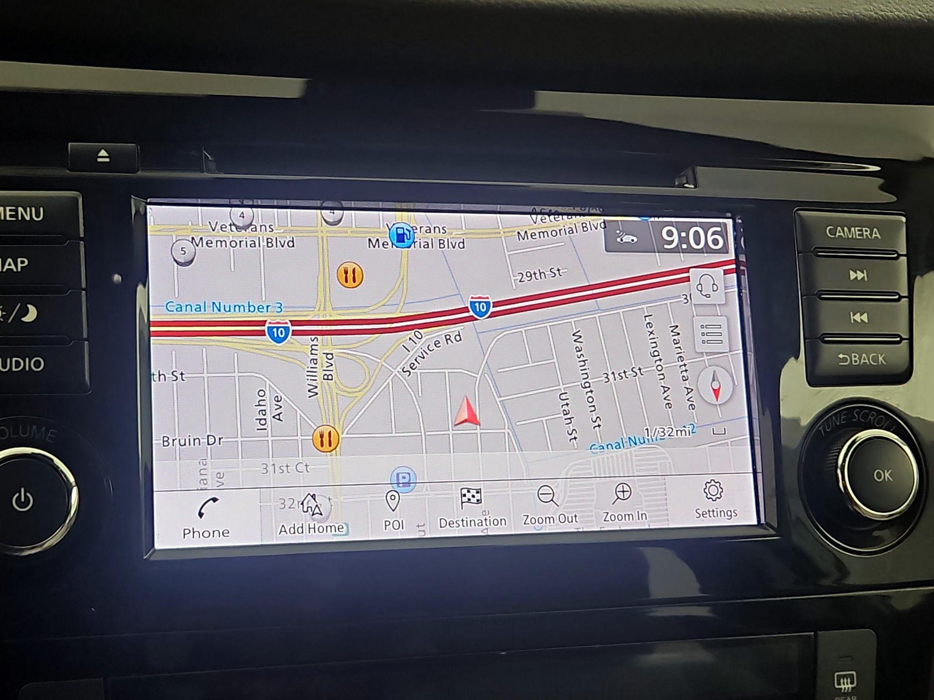 Thumbnail: 2022 Nissan Rogue Sport - 14