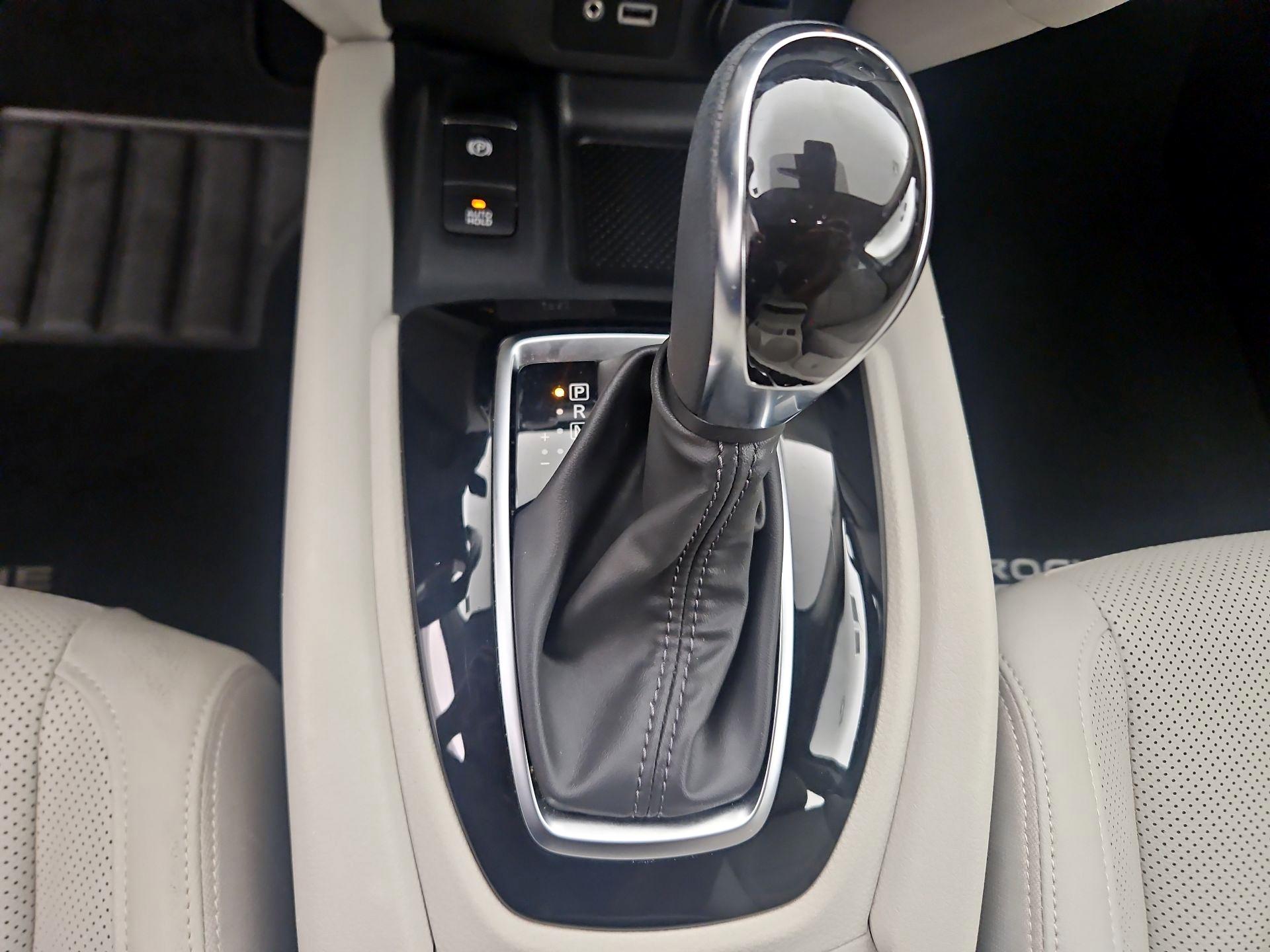 Thumbnail: 2022 Nissan Rogue Sport - 18