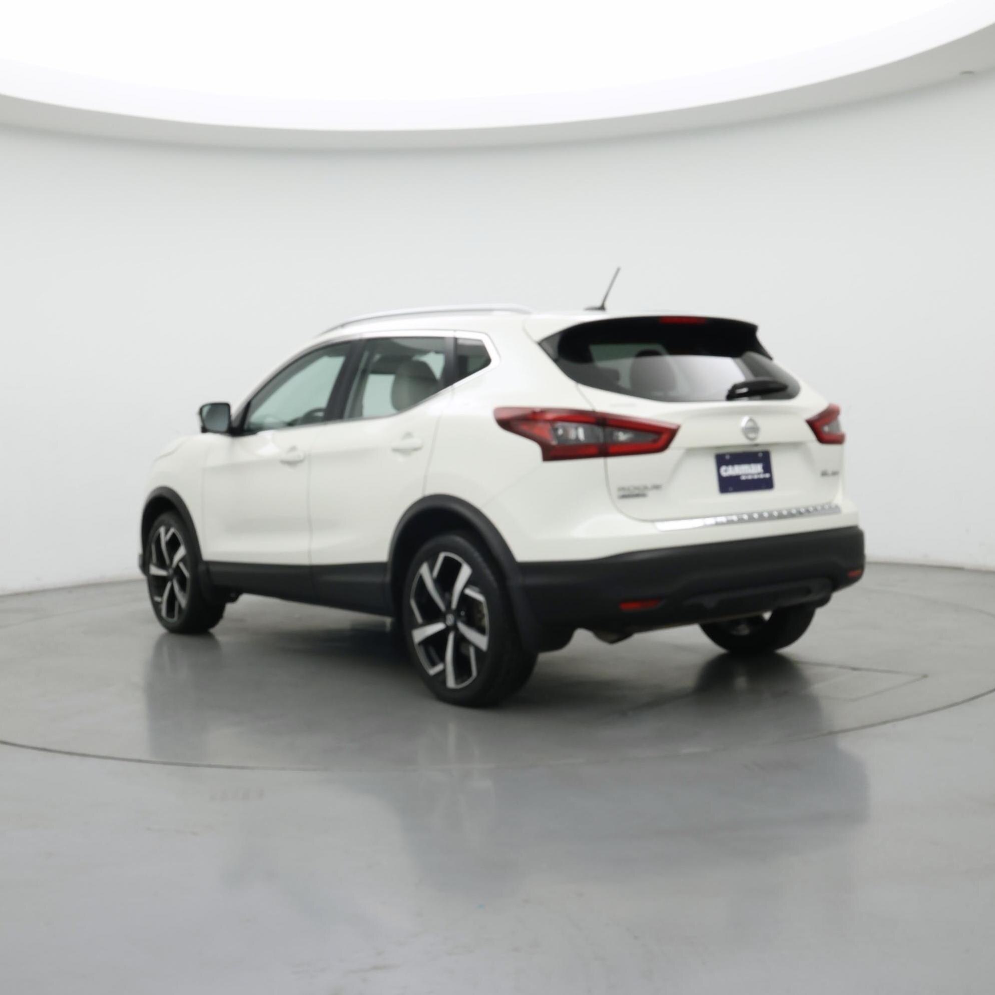 Thumbnail: 2022 Nissan Rogue Sport - 2