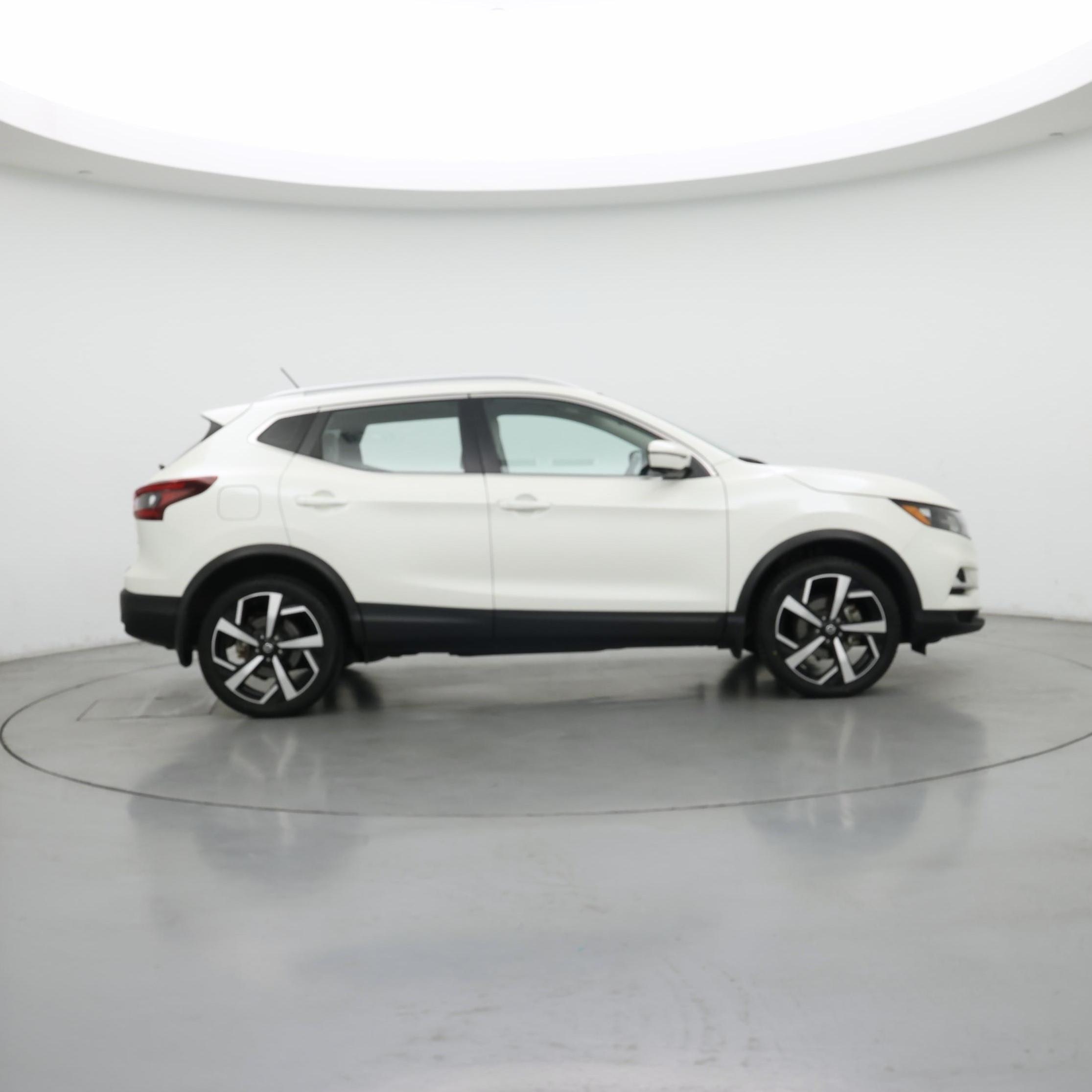 Thumbnail: 2022 Nissan Rogue Sport - 7