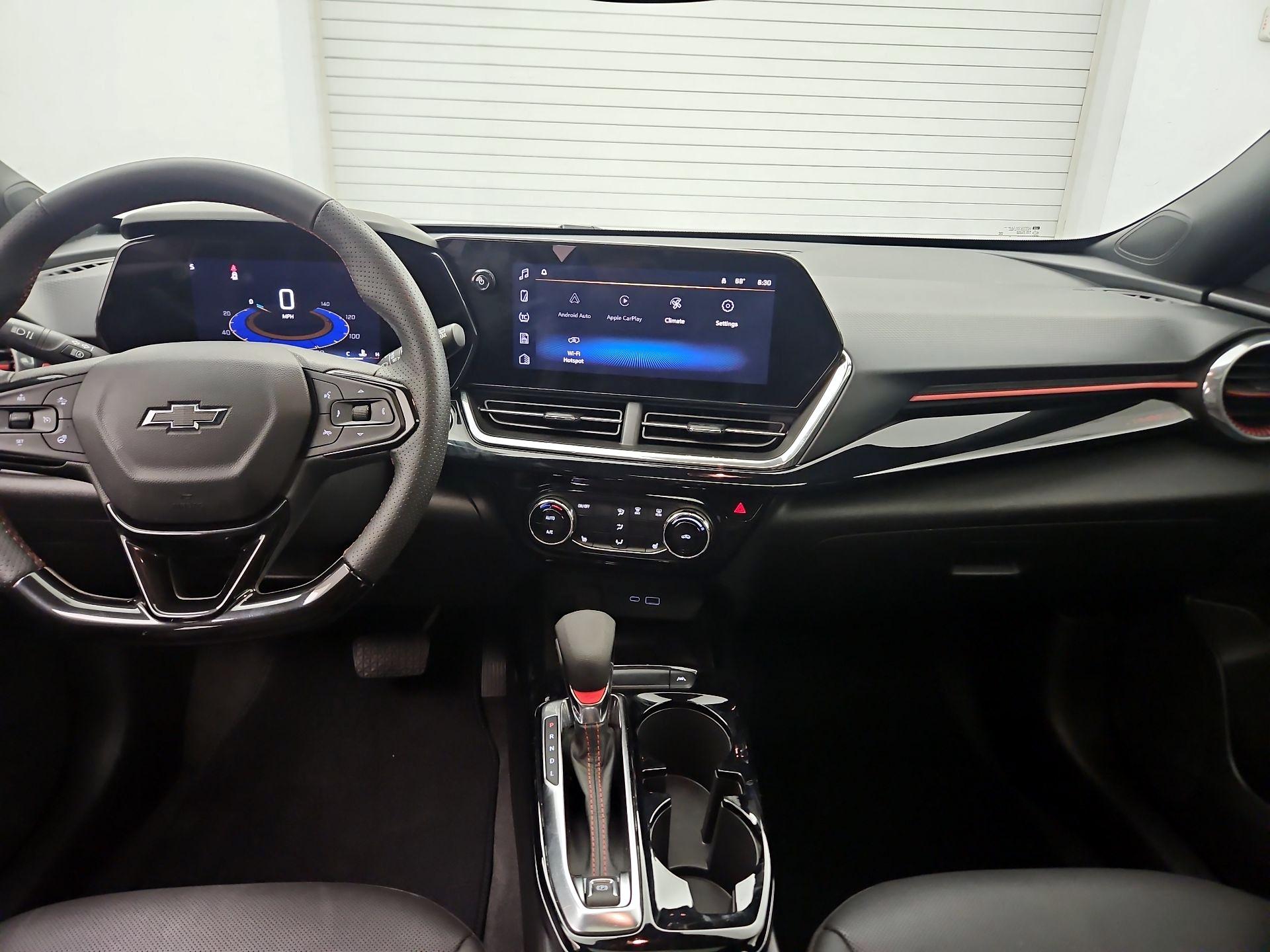 Thumbnail: 2025 Chevrolet Trax - 9