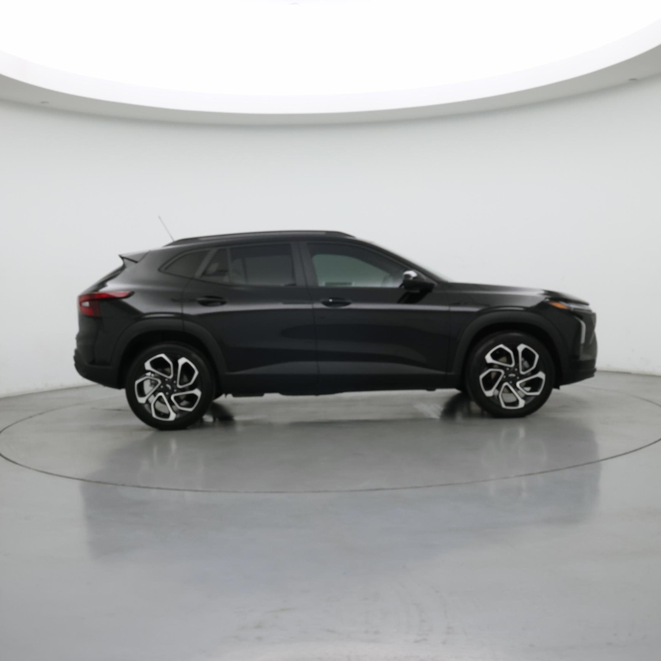 Thumbnail: 2025 Chevrolet Trax - 7