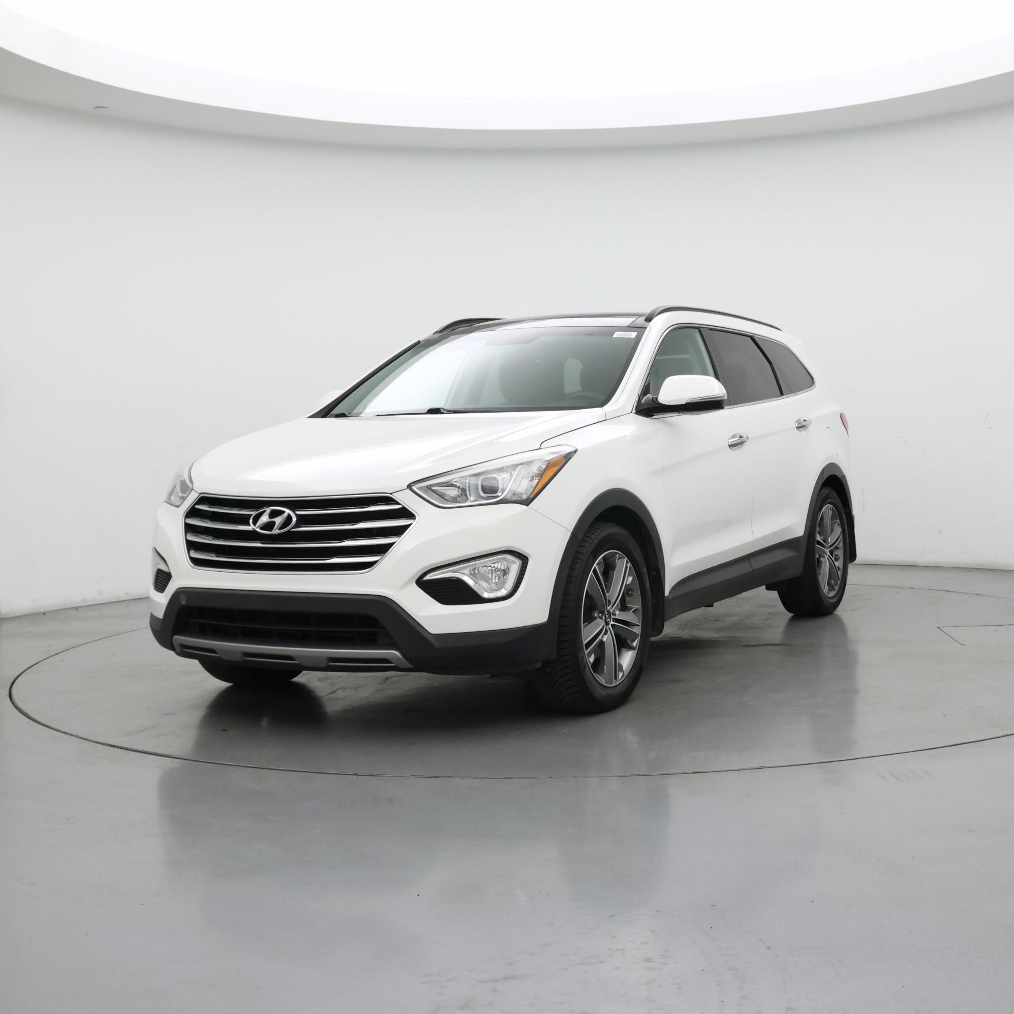 Thumbnail: 2015 Hyundai Santa Fe - 4