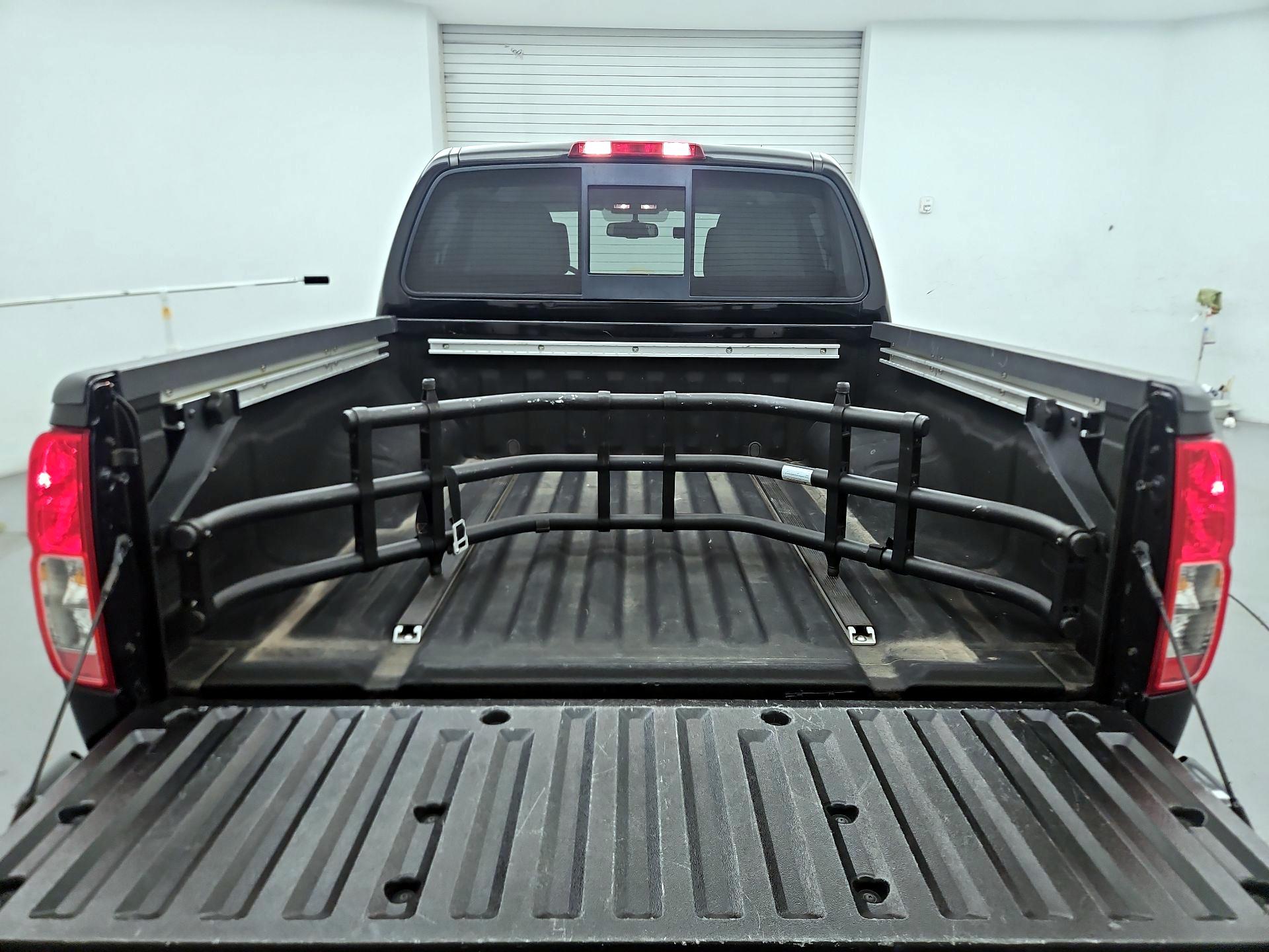 Thumbnail: 2019 Nissan Frontier - 18