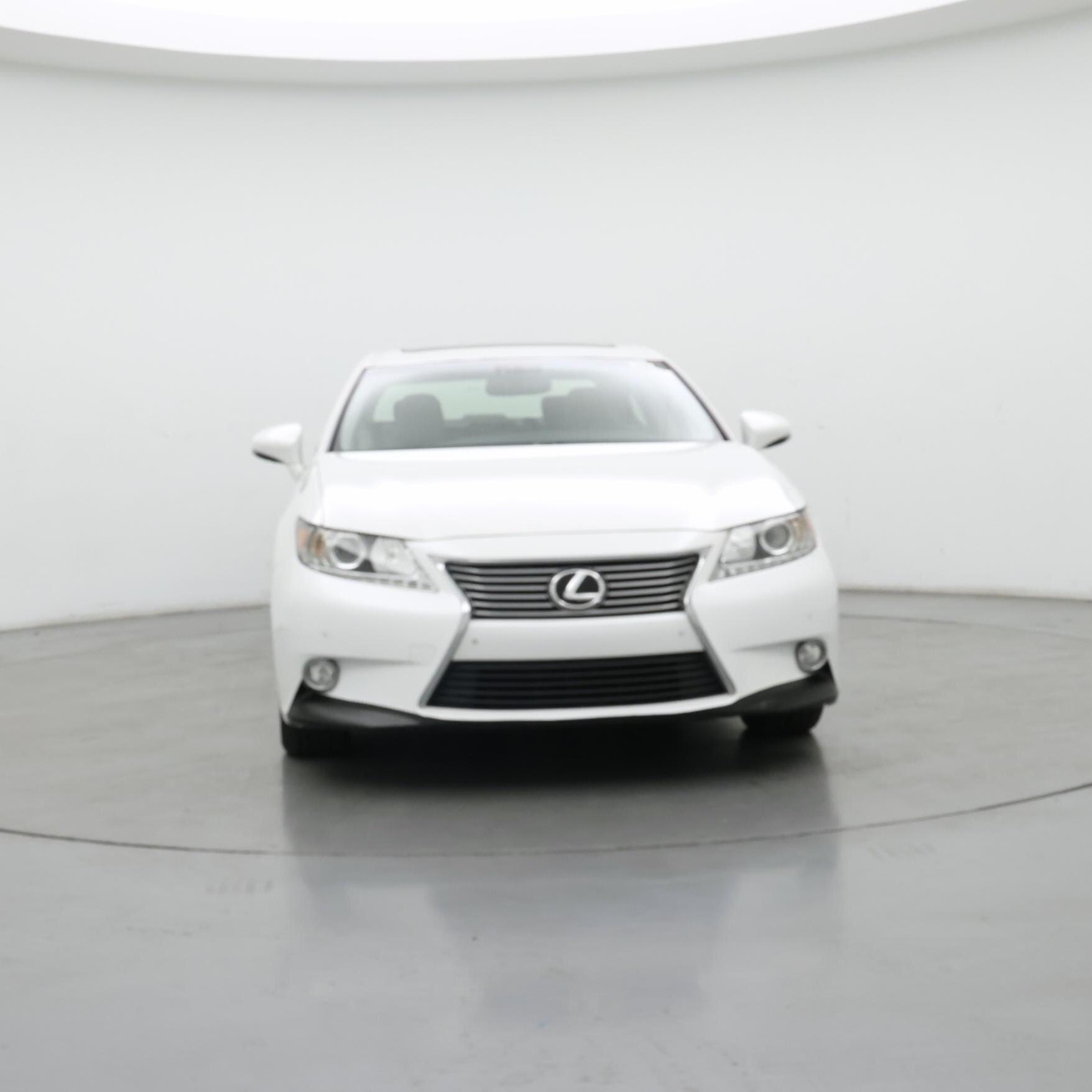 Thumbnail: 2015 Lexus ES - 5