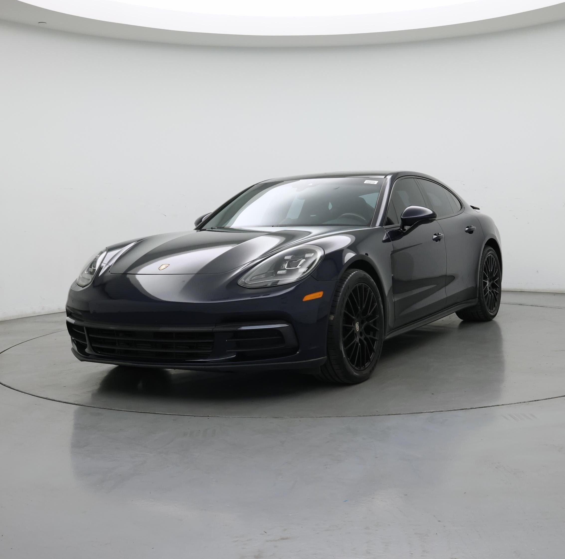 Thumbnail: 2018 Porsche Panamera - 4