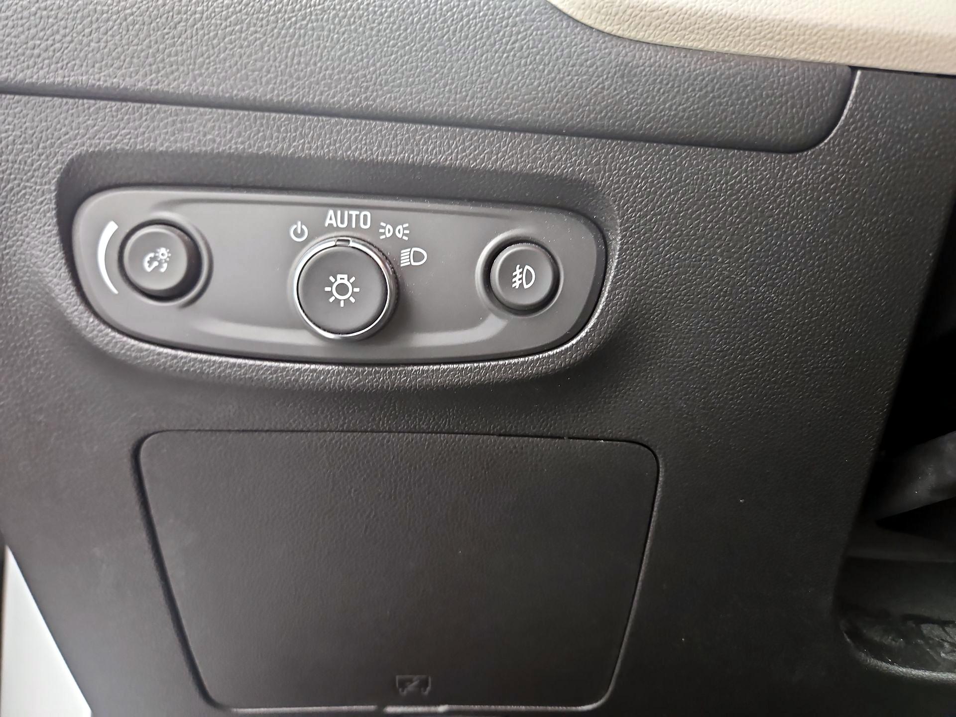 Thumbnail: 2021 Buick Encore GX - 13