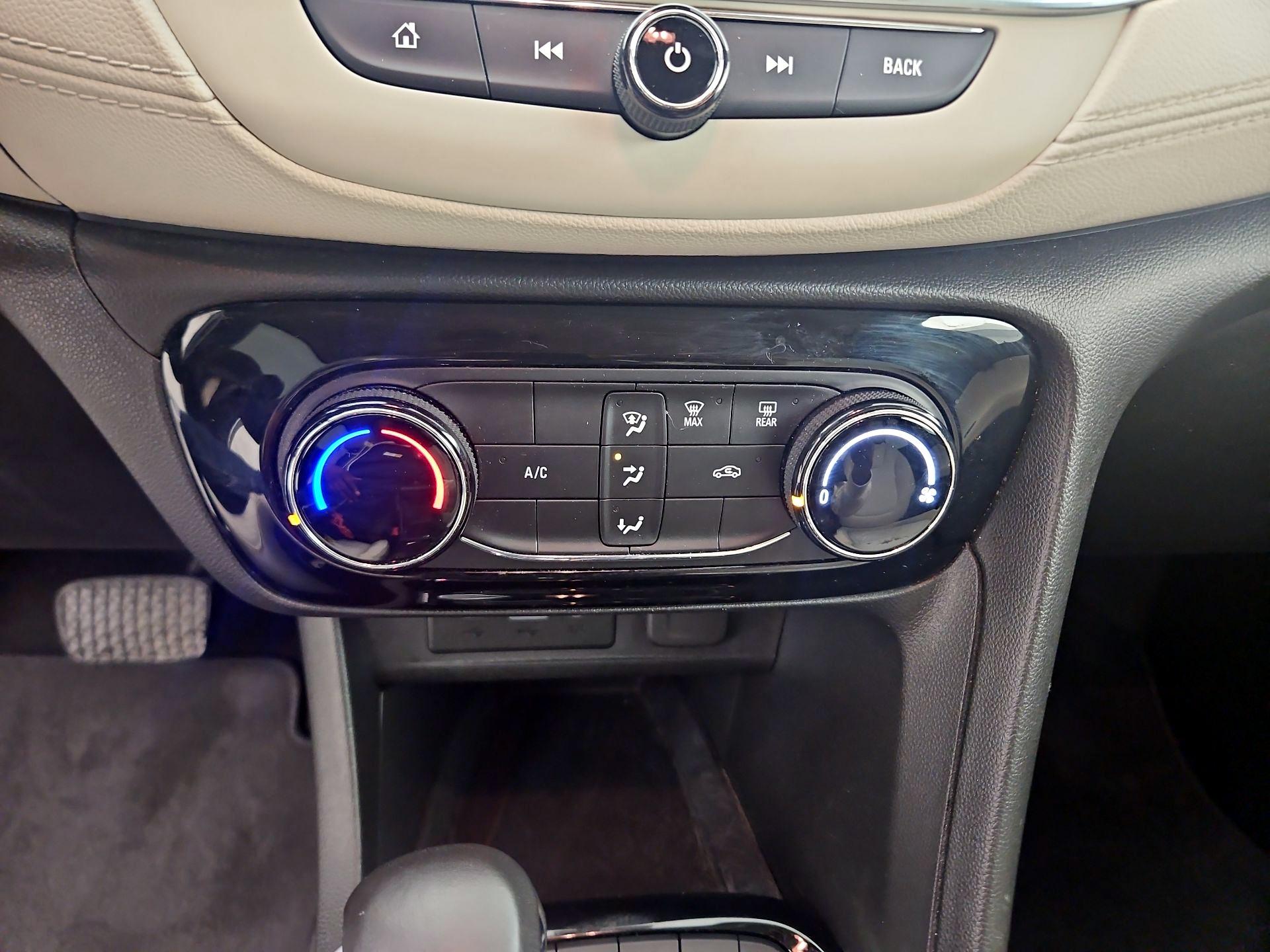 Thumbnail: 2021 Buick Encore GX - 16