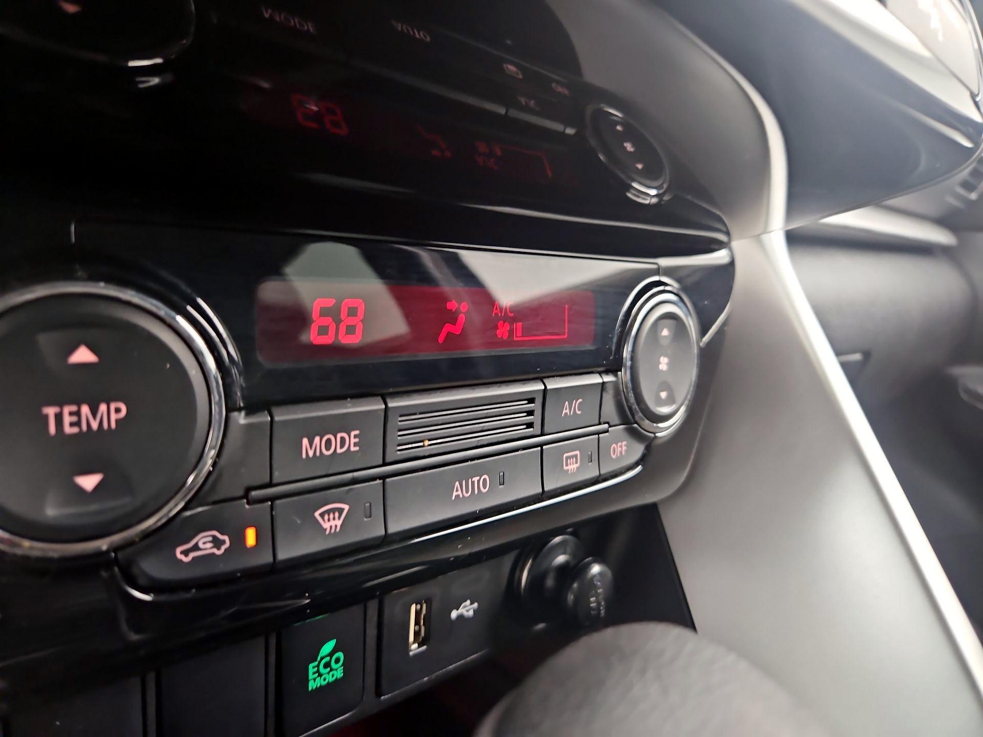 Thumbnail: 2020 Mitsubishi Eclipse Cross - 15