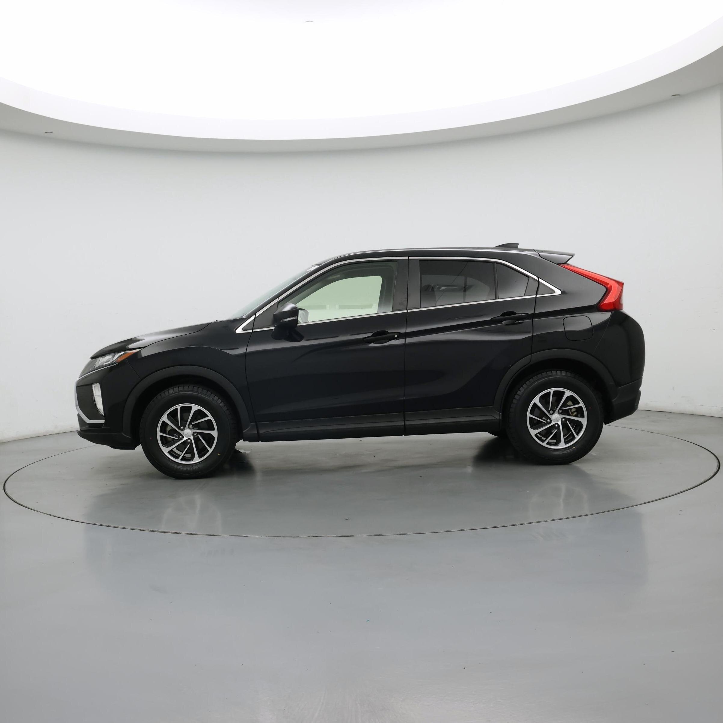 Thumbnail: 2020 Mitsubishi Eclipse Cross - 3