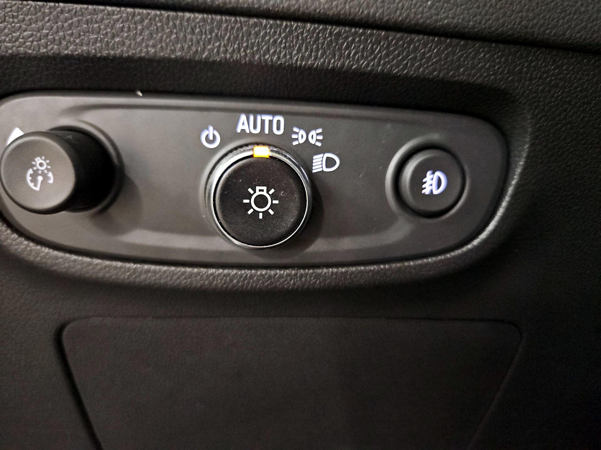 Thumbnail: 2023 Buick Encore GX - 13