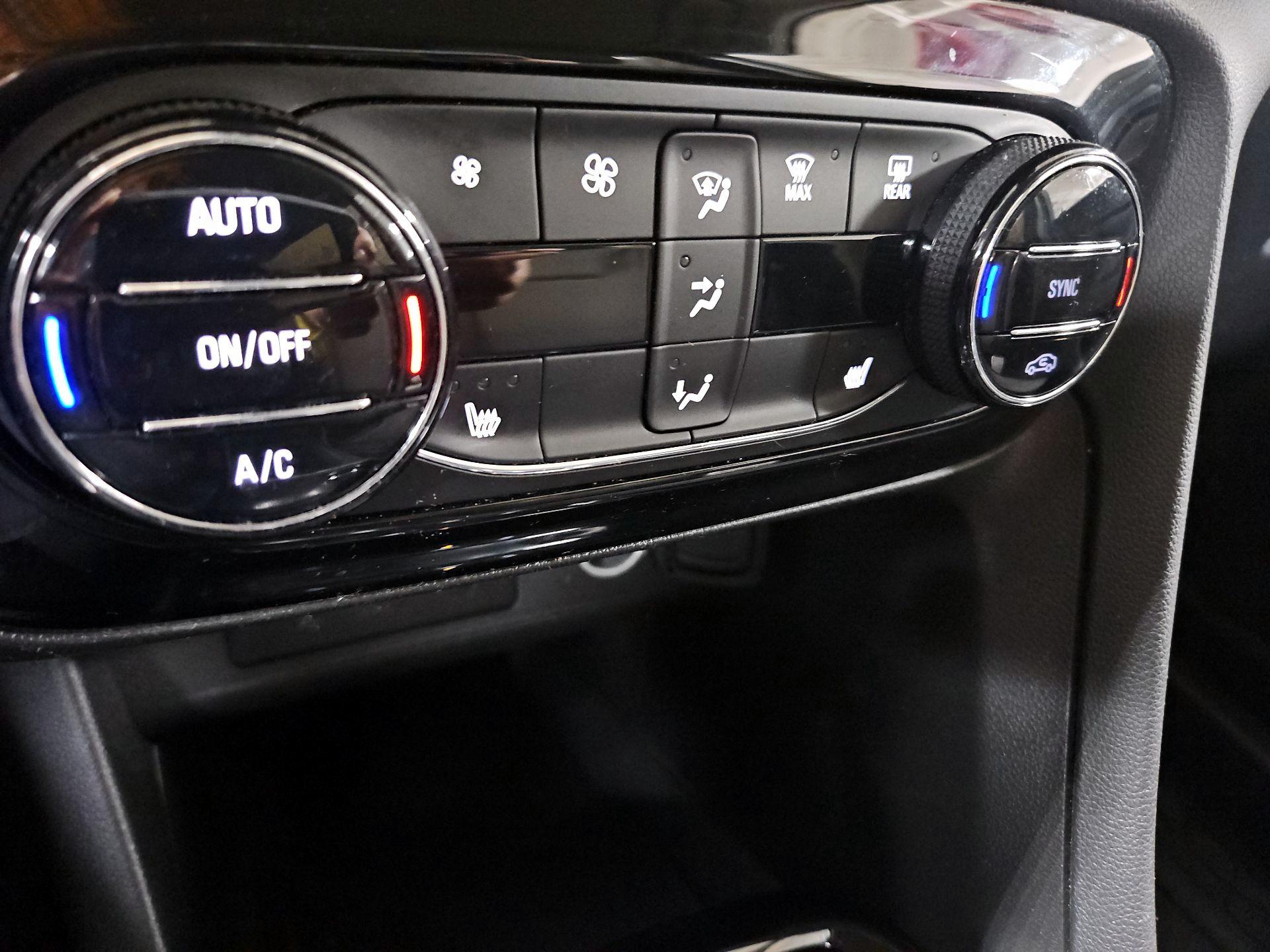 Thumbnail: 2023 Buick Encore GX - 15