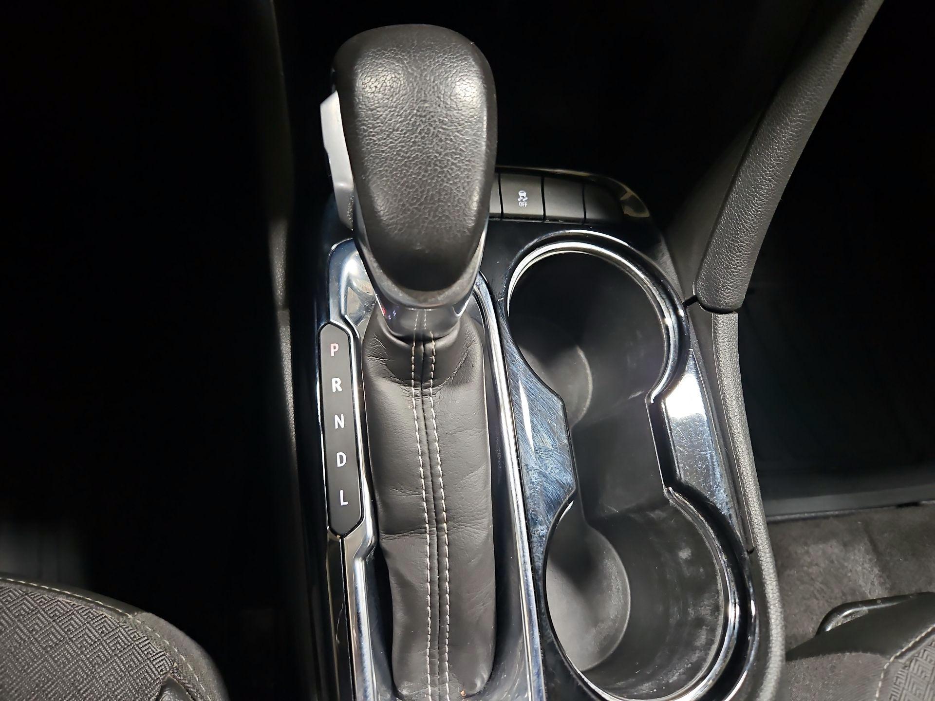 Thumbnail: 2023 Buick Encore GX - 16