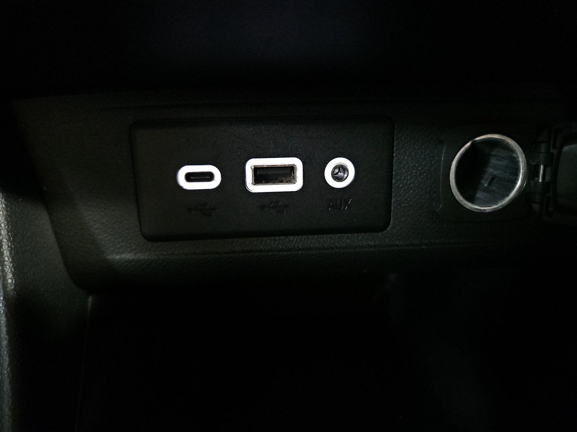 Thumbnail: 2023 Buick Encore GX - 17