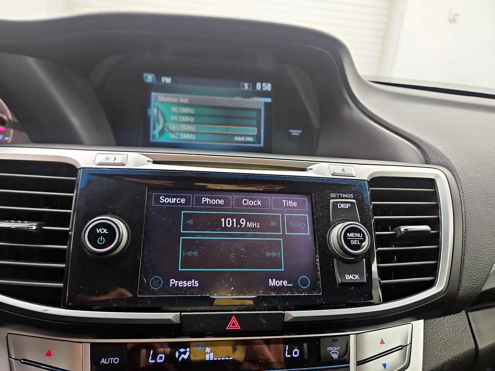 Thumbnail: 2015 Honda Accord - 13