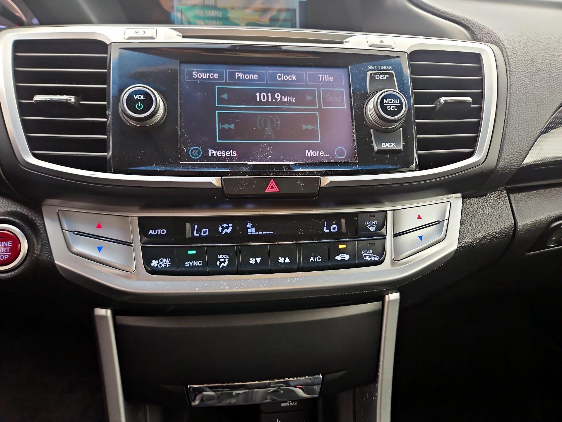 Thumbnail: 2015 Honda Accord - 14