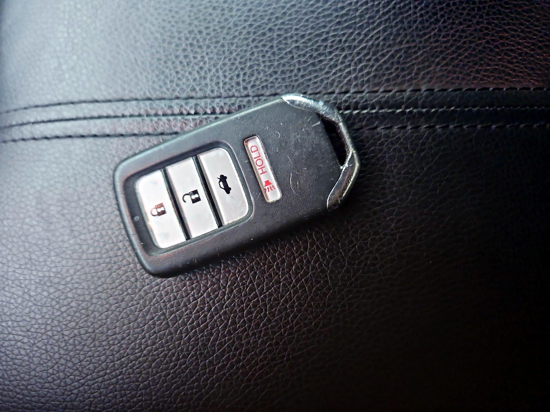 Thumbnail: 2015 Honda Accord - 18