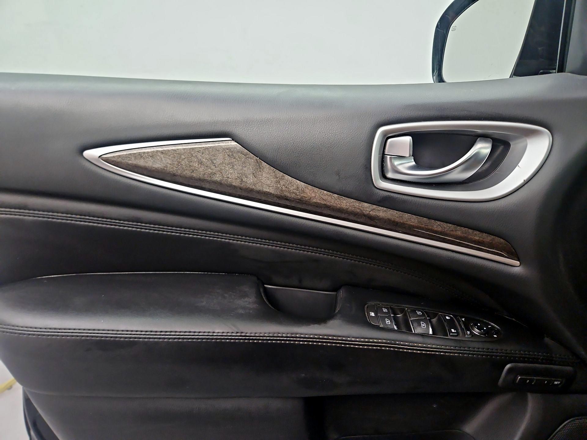 Thumbnail: 2015 INFINITI QX60 - 12