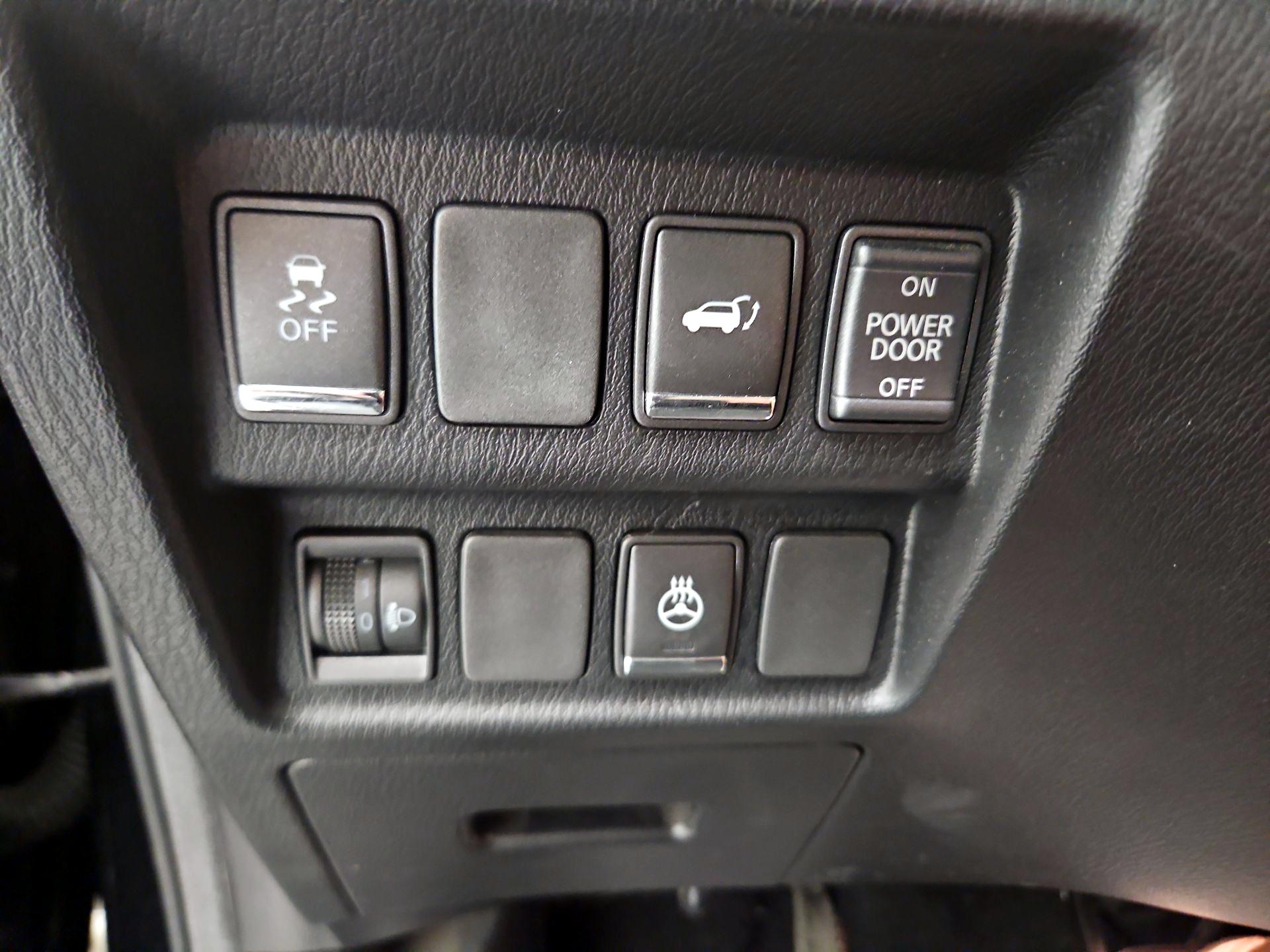 Thumbnail: 2015 INFINITI QX60 - 13